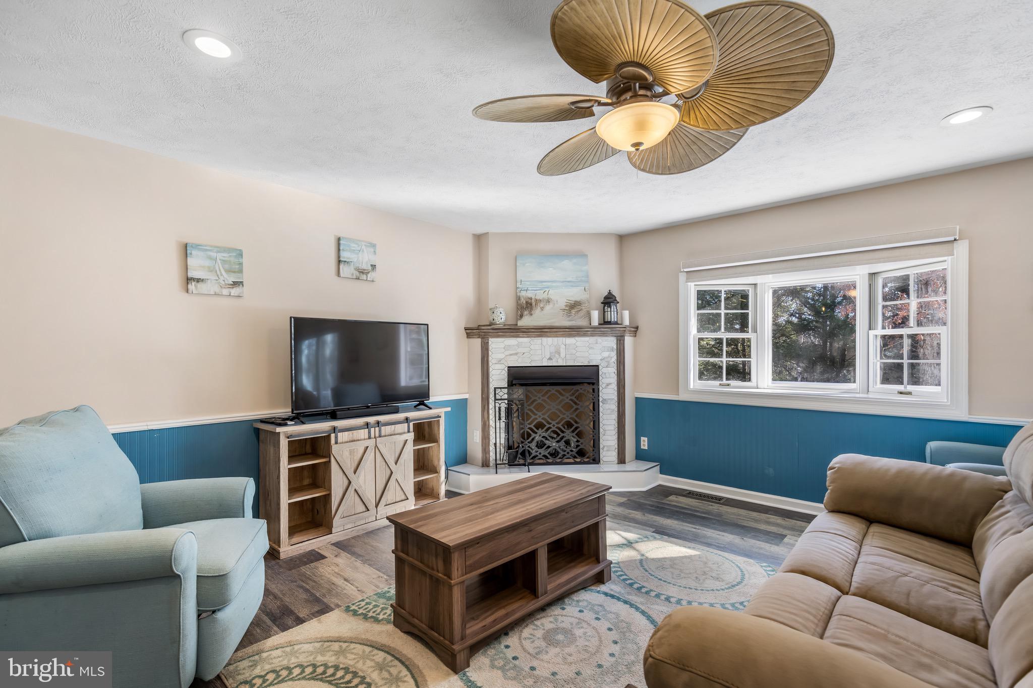 LAKE OF THE WOODS - Residential