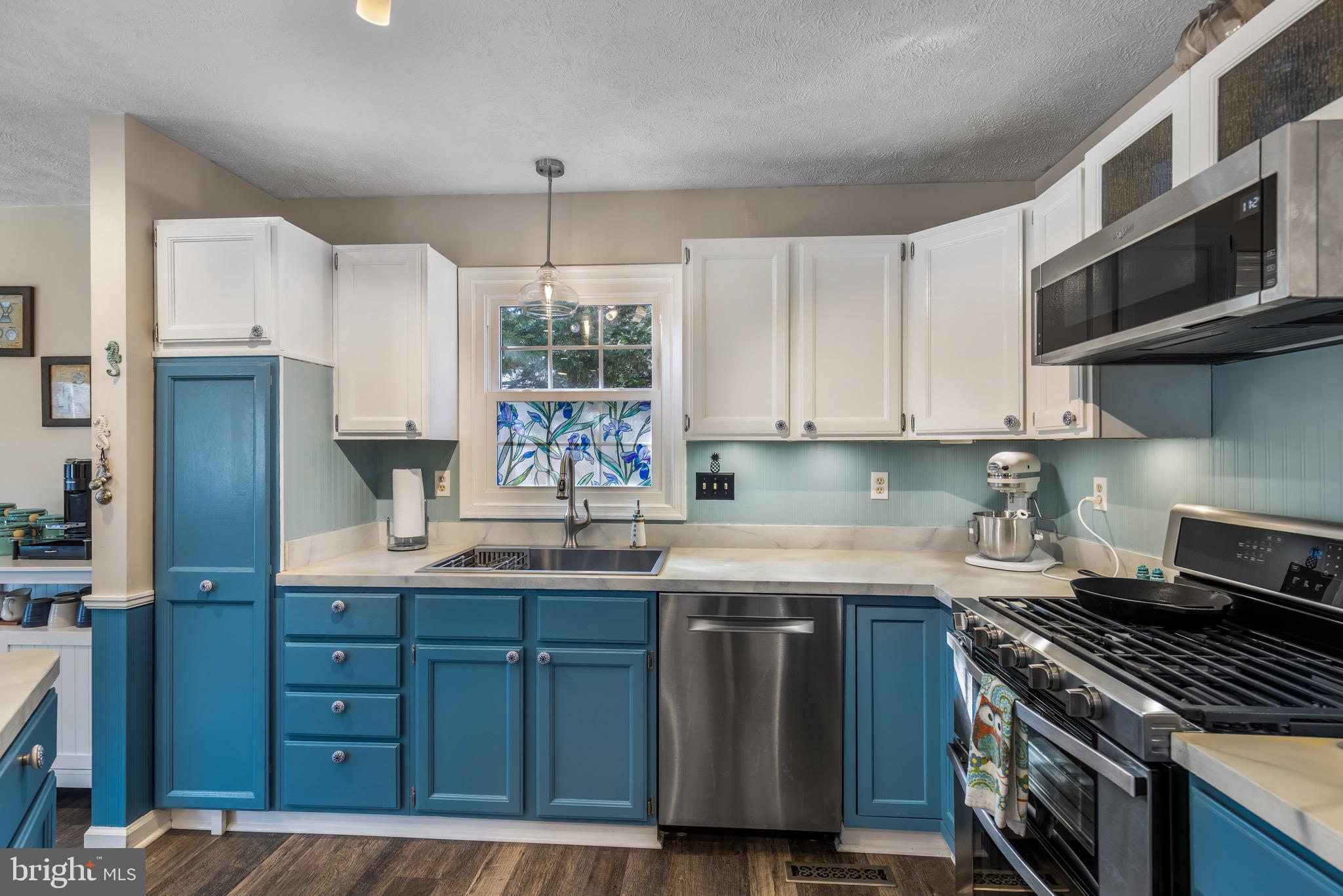 LAKE OF THE WOODS - Residential