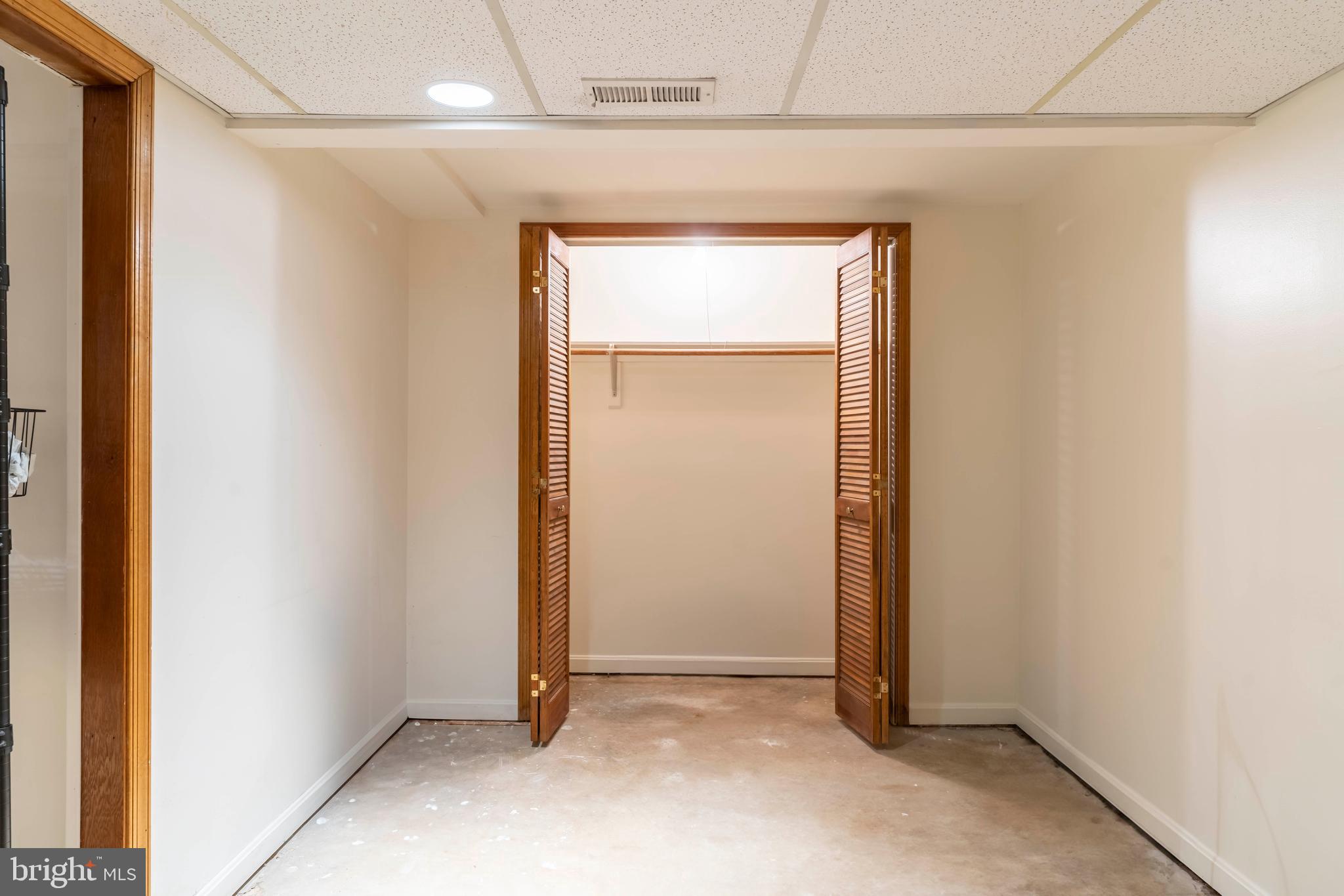 HIGH RIDGE - Residential