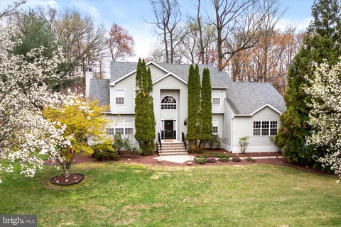26 Arnold Lane, Robbinsville, NJ MLS: NJME2056980