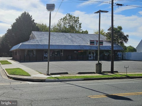 Photo of 410 N Washington Street #UNIT B, EASTON, MD 21601 (MLS # MDTA2014246)