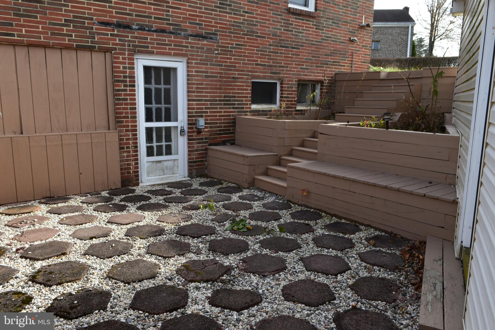 WHITE BIRCH FARMS - Residential Lease