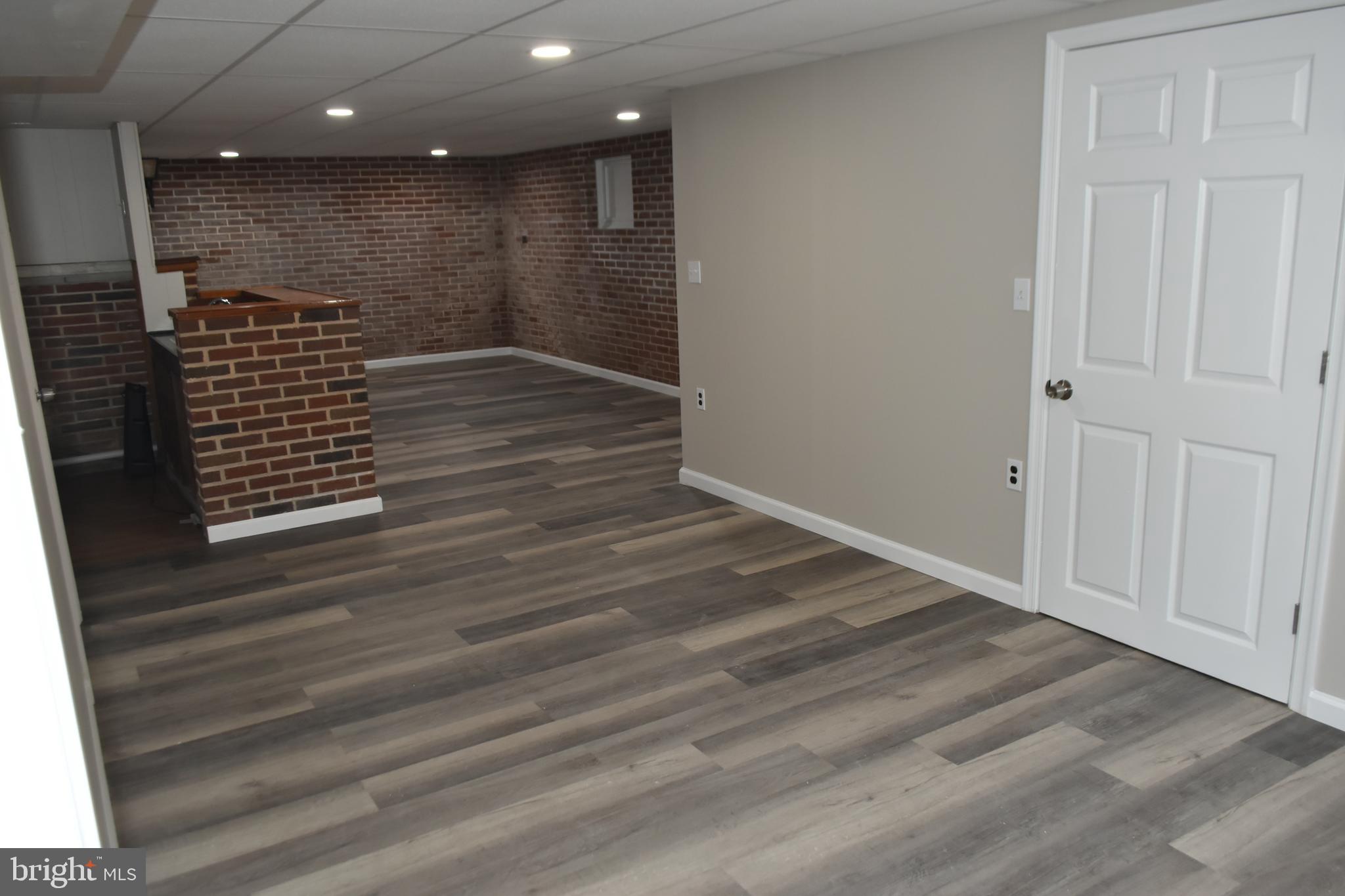 WHITE BIRCH FARMS - Residential Lease