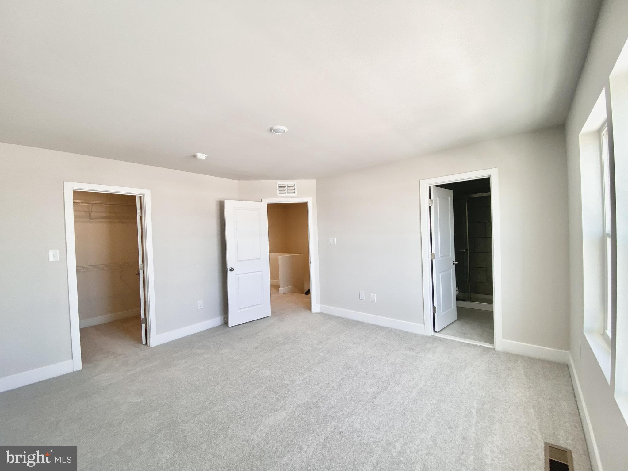 PLANTATION LAKES - Residential