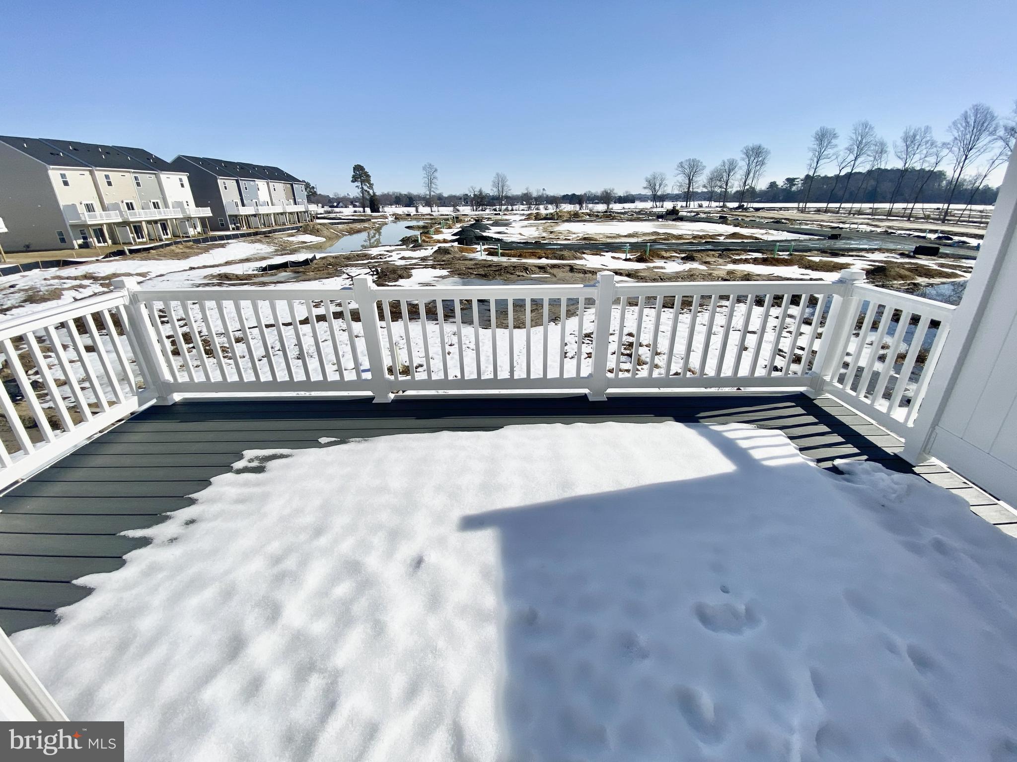 PLANTATION LAKES - Residential