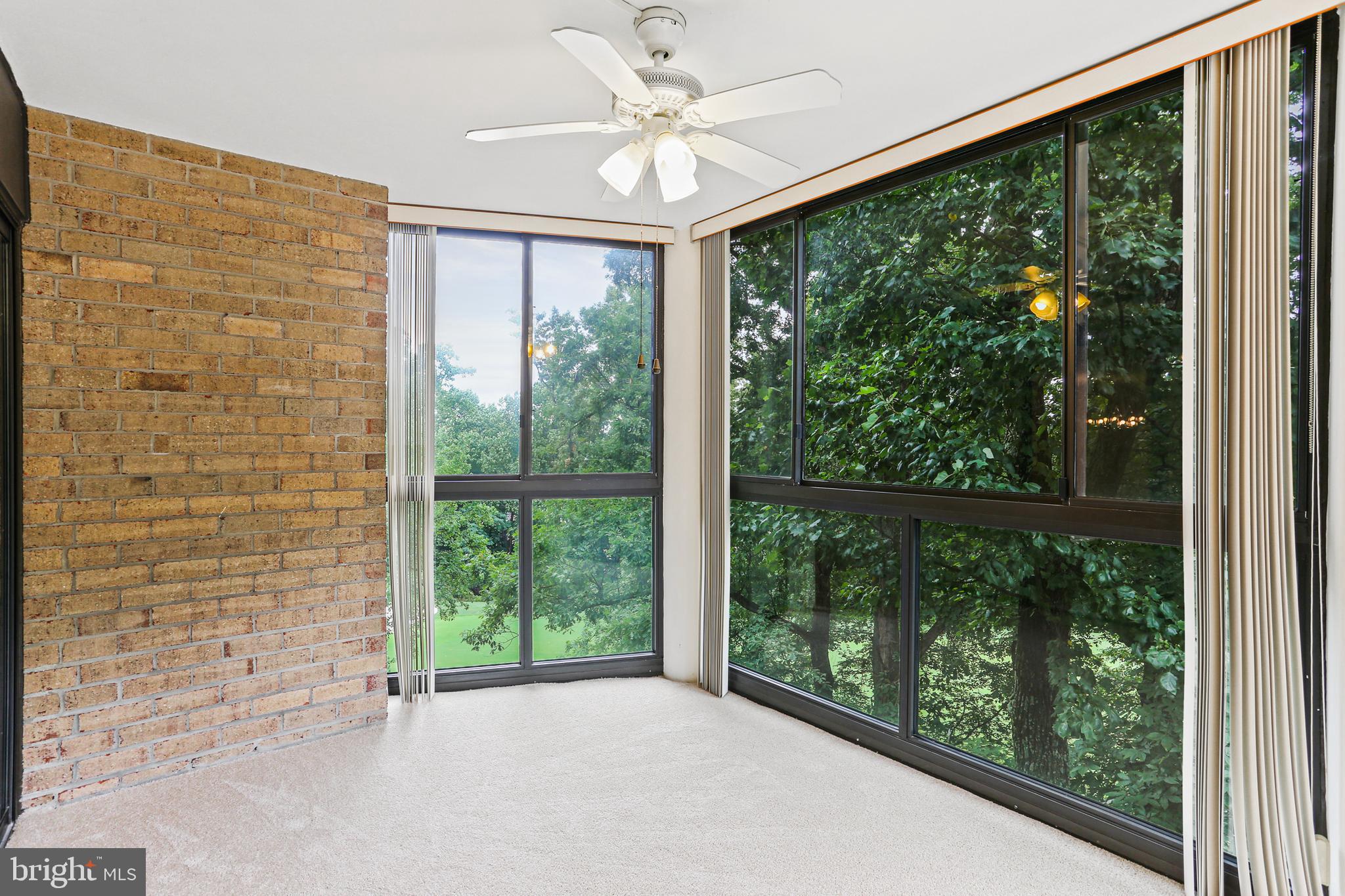 GREENS AT LEISURE WORLD - Residential