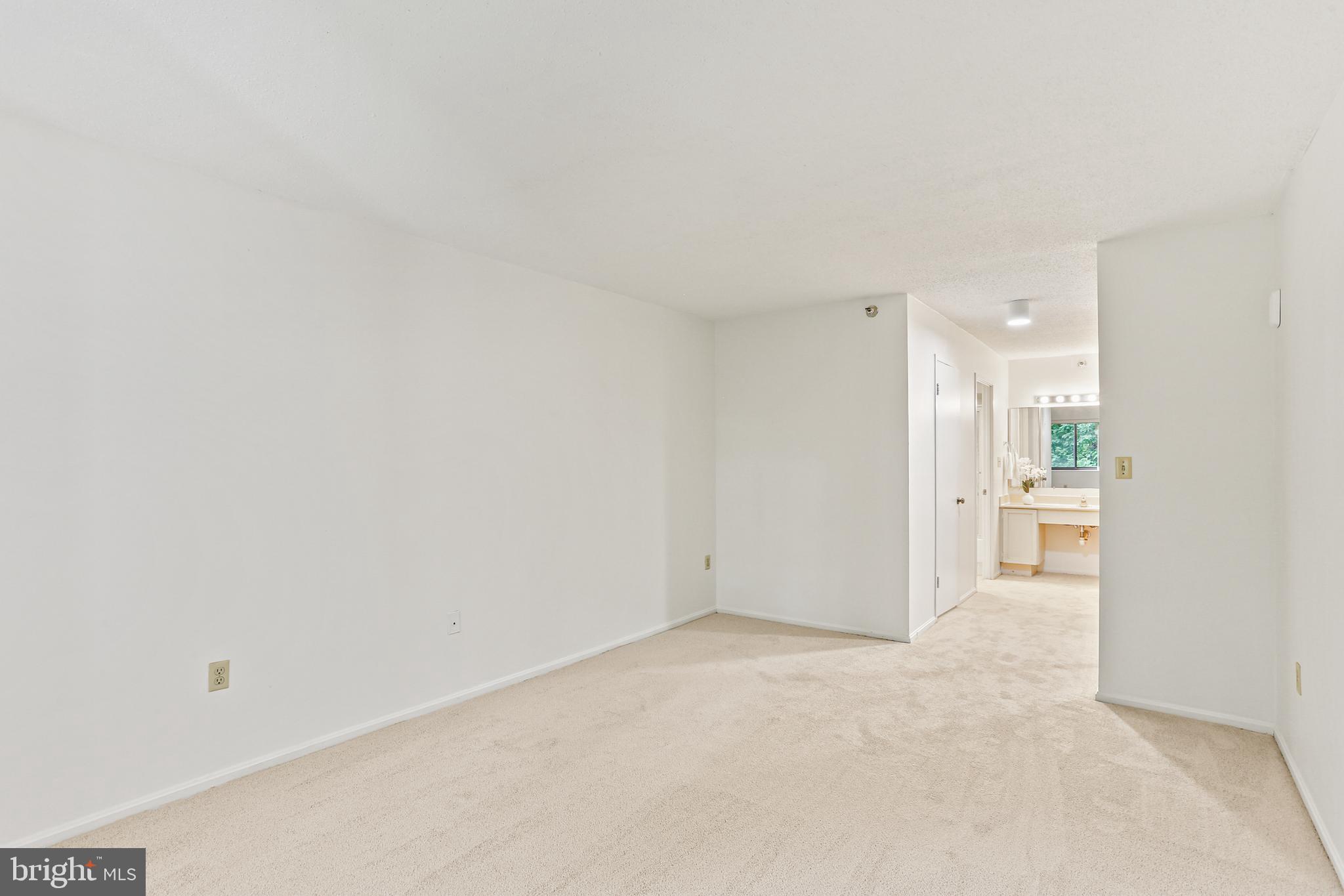 GREENS AT LEISURE WORLD - Residential