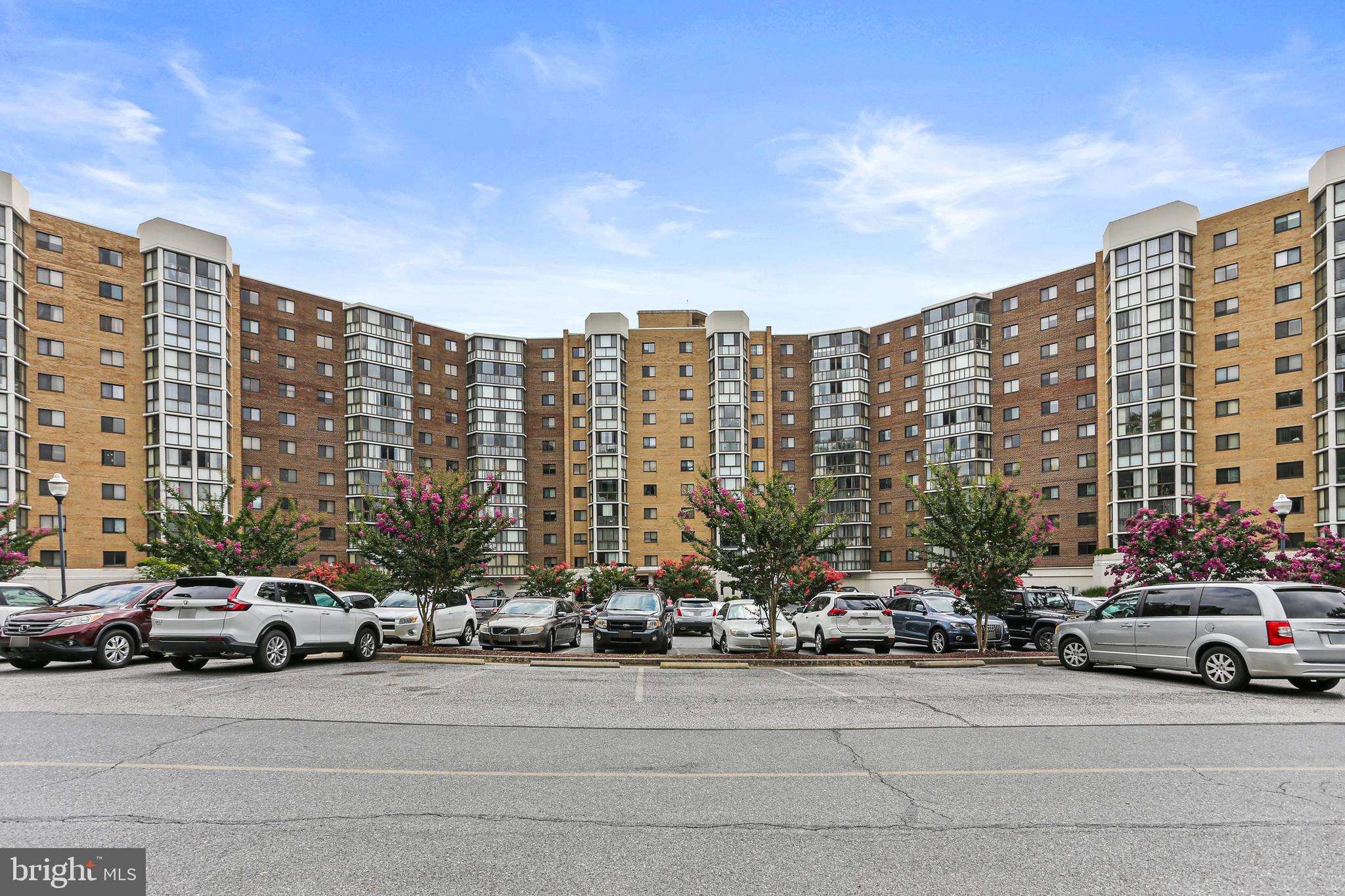 GREENS AT LEISURE WORLD - Residential