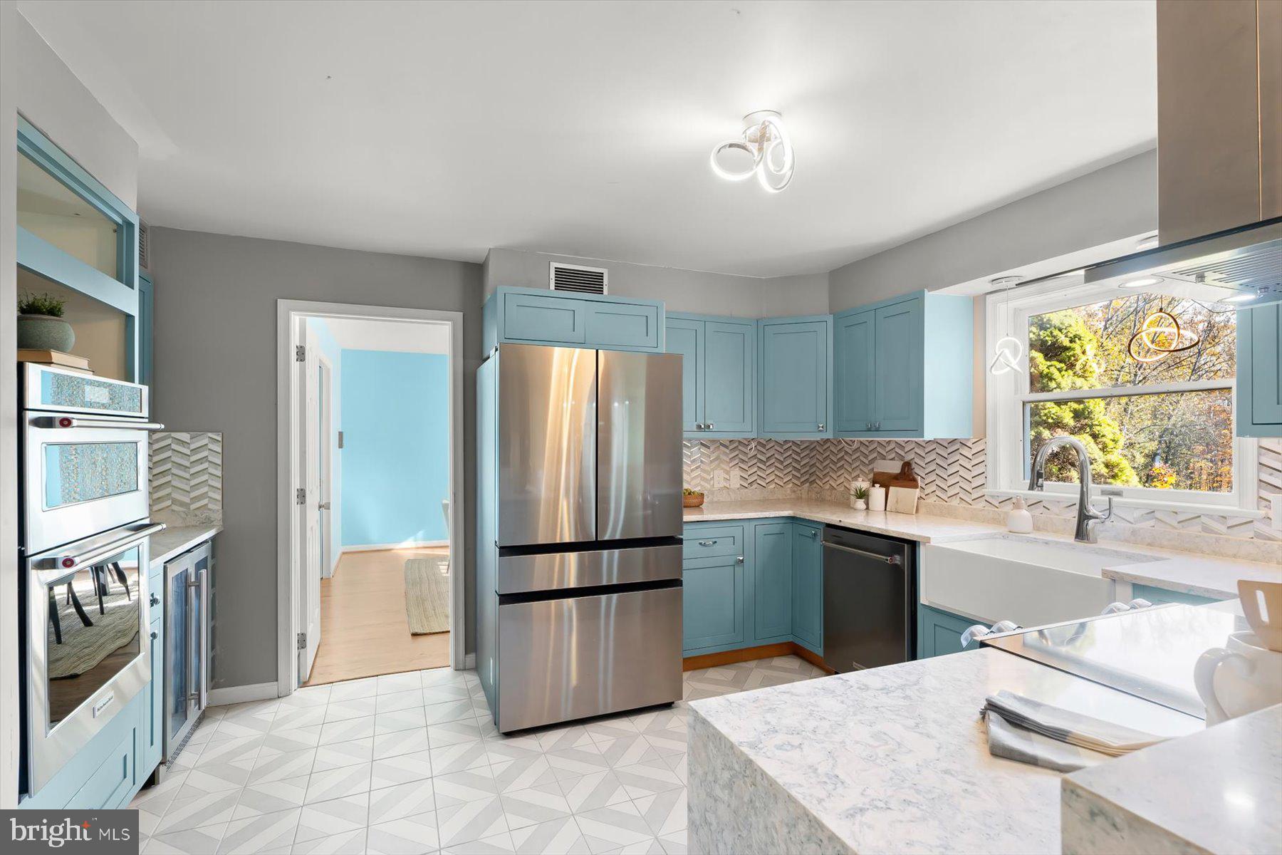 DAMASCUS OUTSIDE - Residential