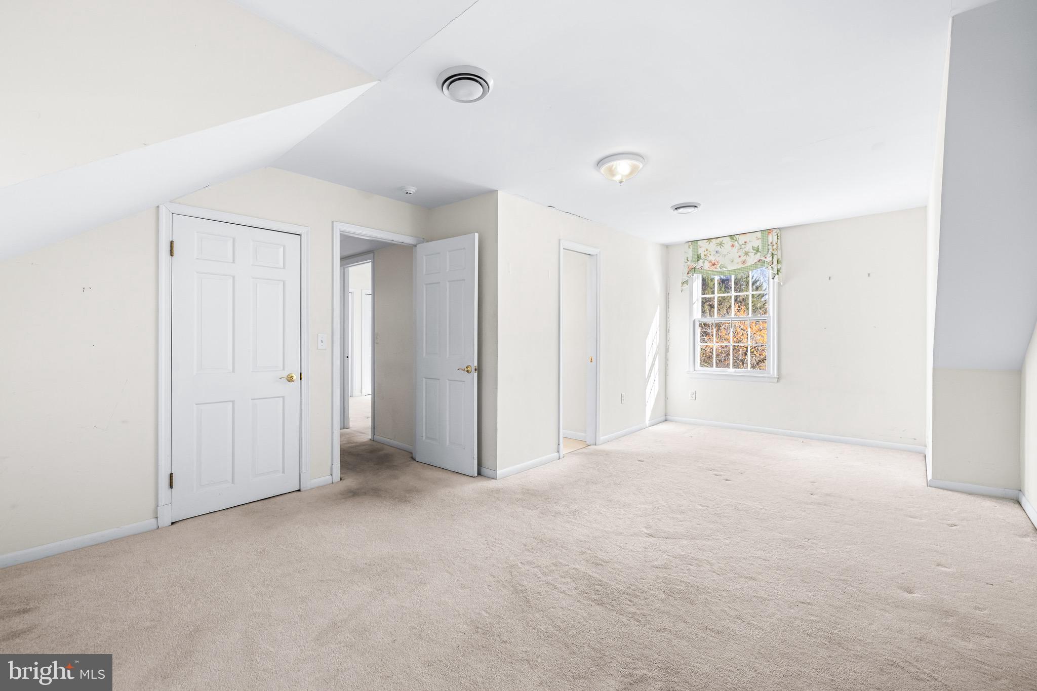 COCKEYSVILLE - Residential