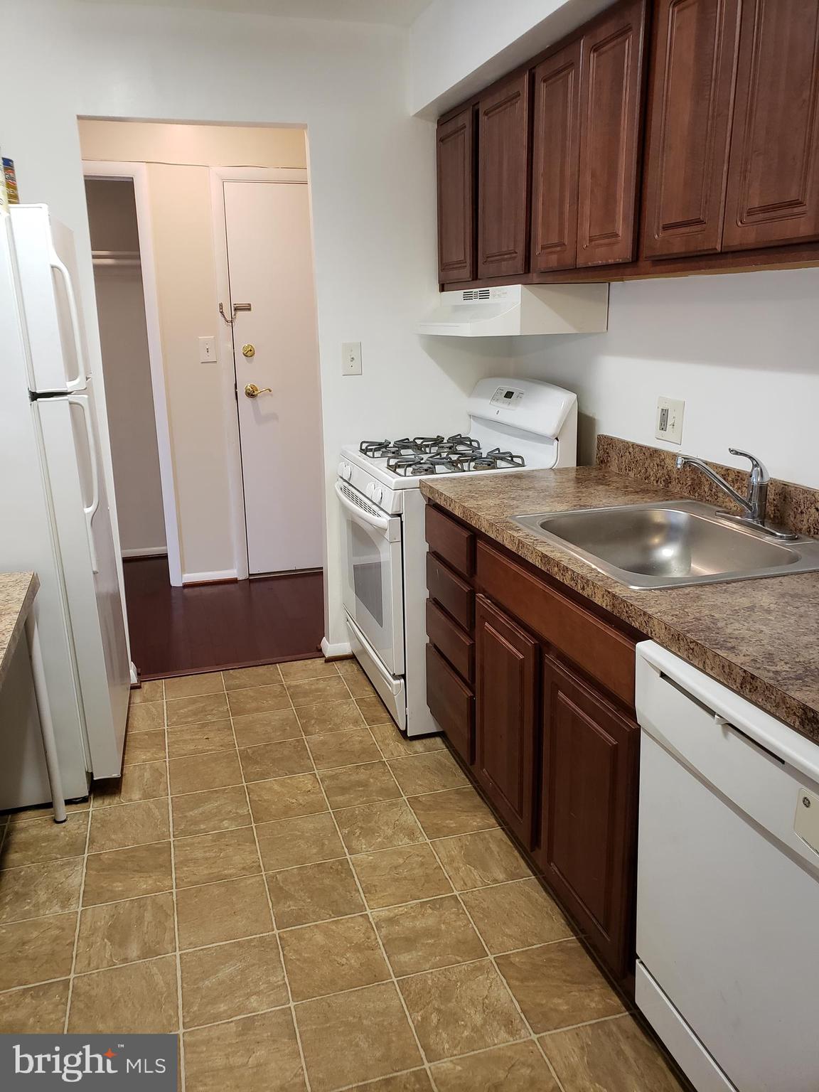 WILSON BRIDGE - Residential Lease