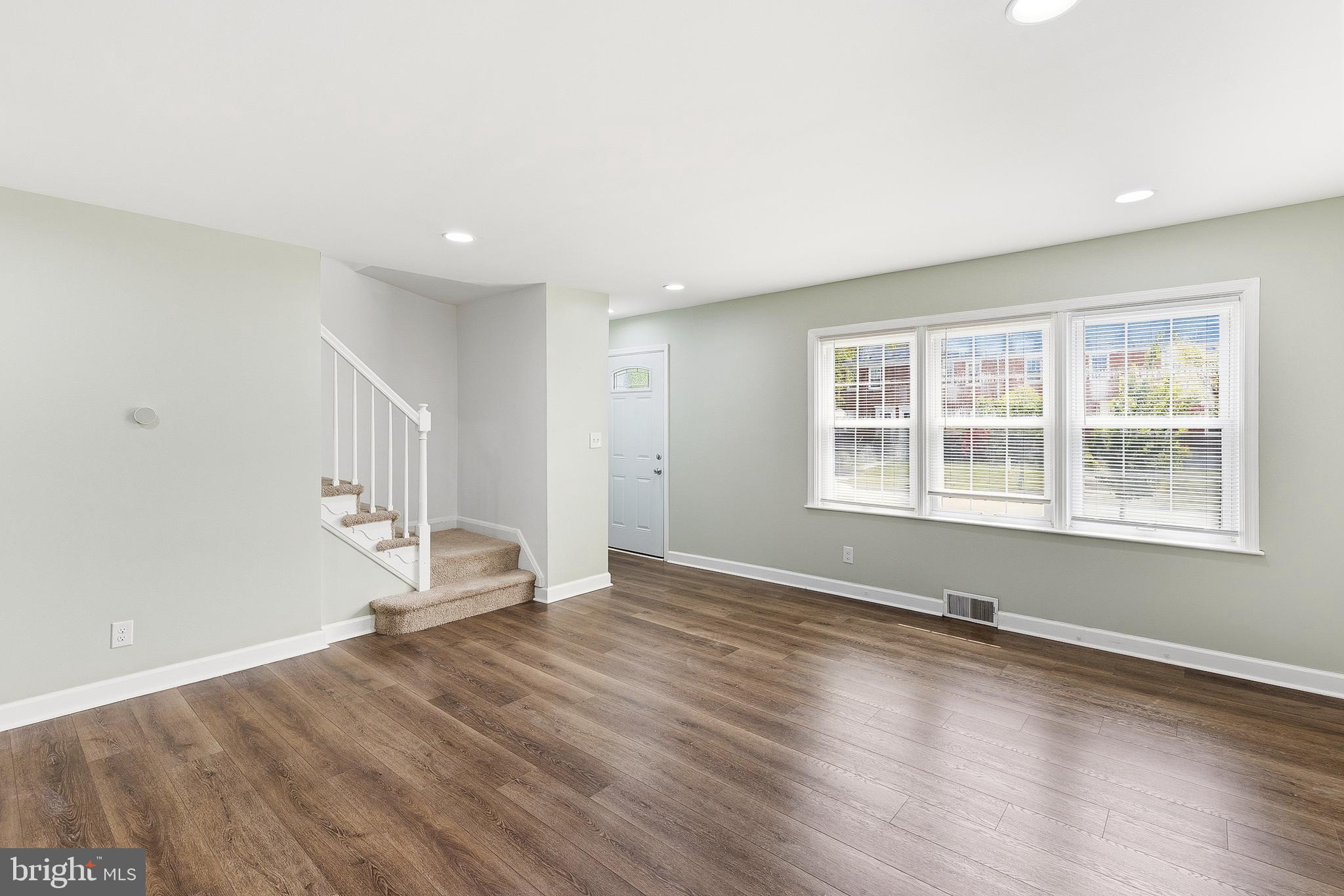8130 KIRKWALL COURT