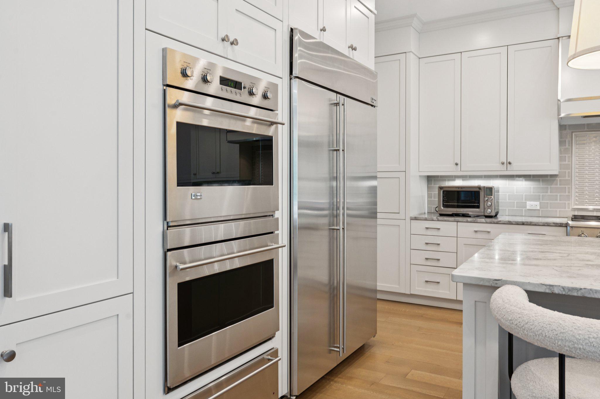 BRADLEY HILLS - Residential