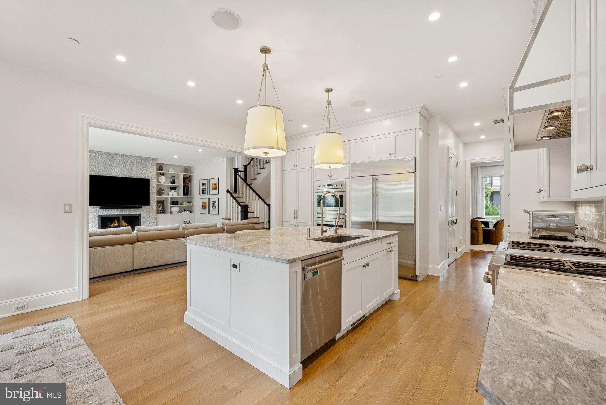 BRADLEY HILLS - Residential