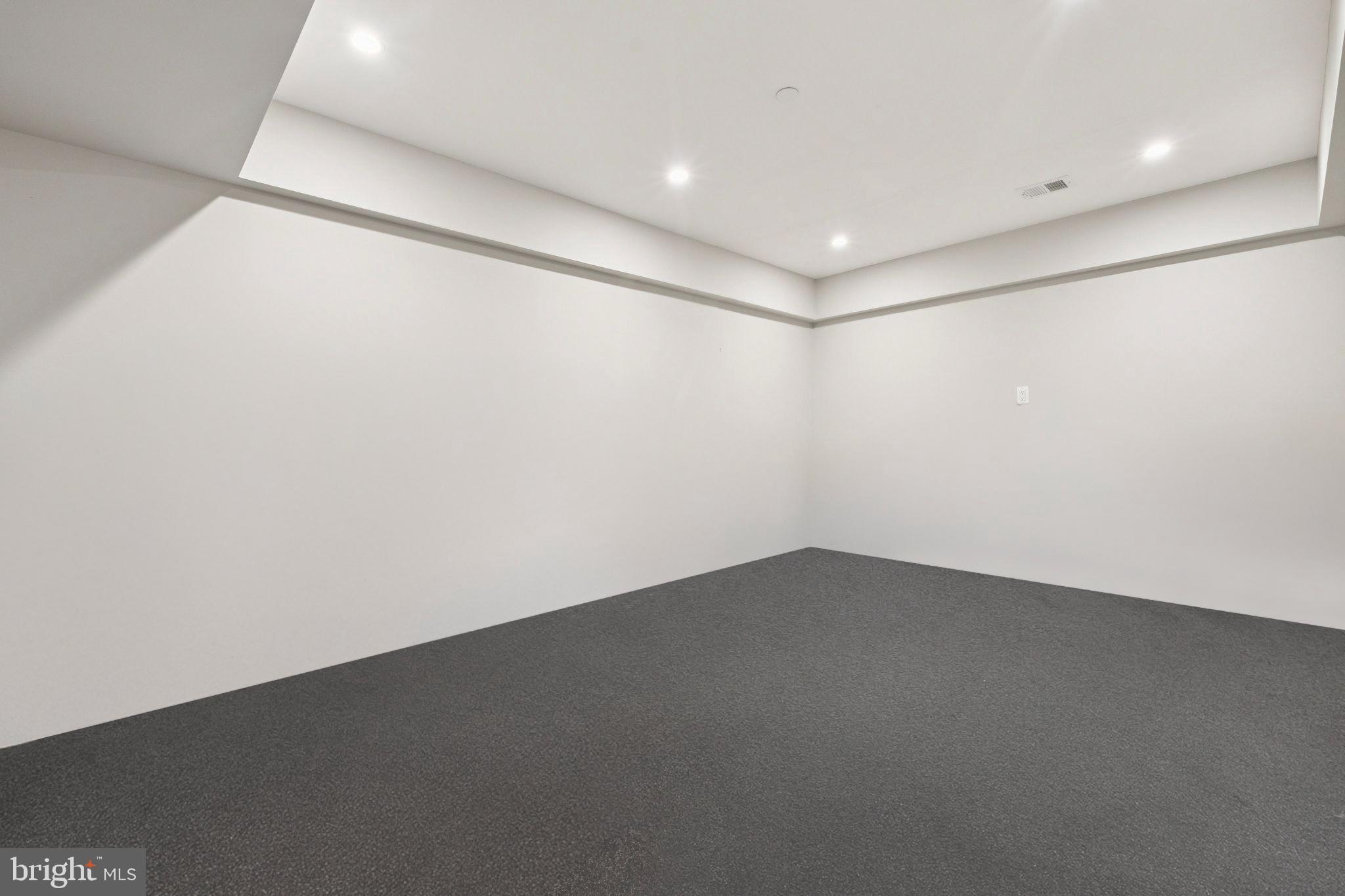 BRADLEY HILLS - Residential