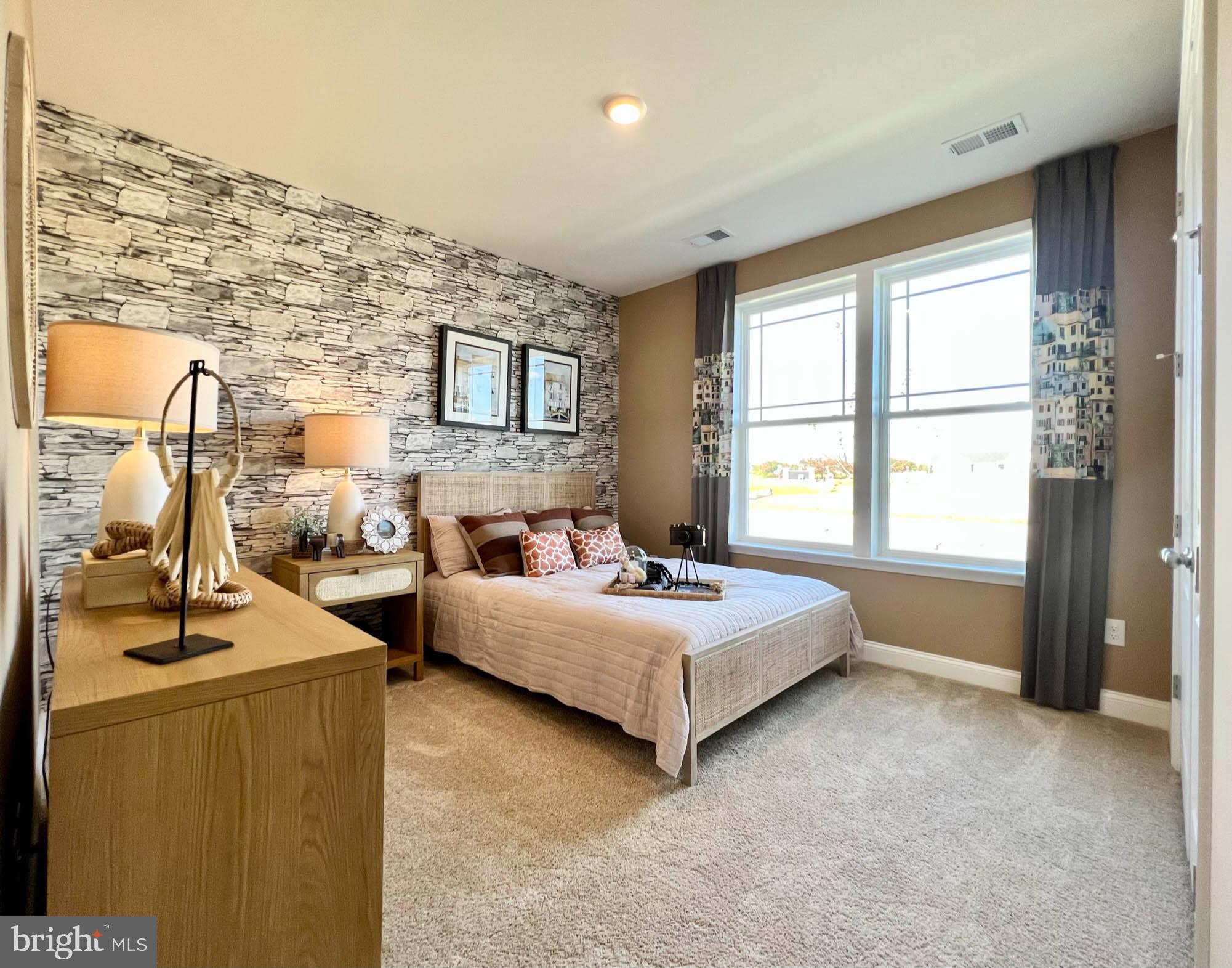 9225 GREENWAY TRAIL