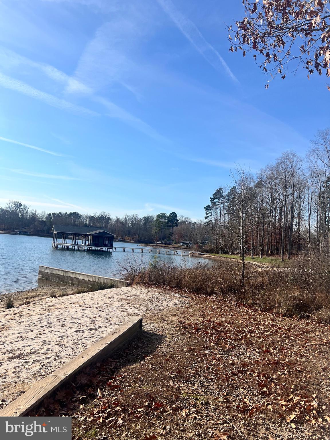 THE WATERS AT LAKE ANNA - Land