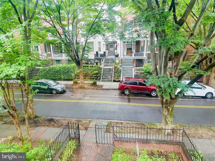 Additional image 85 of 2639 Woodley Place NW Unit A, Washington, DC 20008