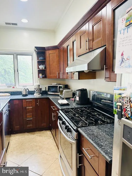 Additional image 77 of 2639 Woodley Place NW Unit A, Washington, DC 20008
