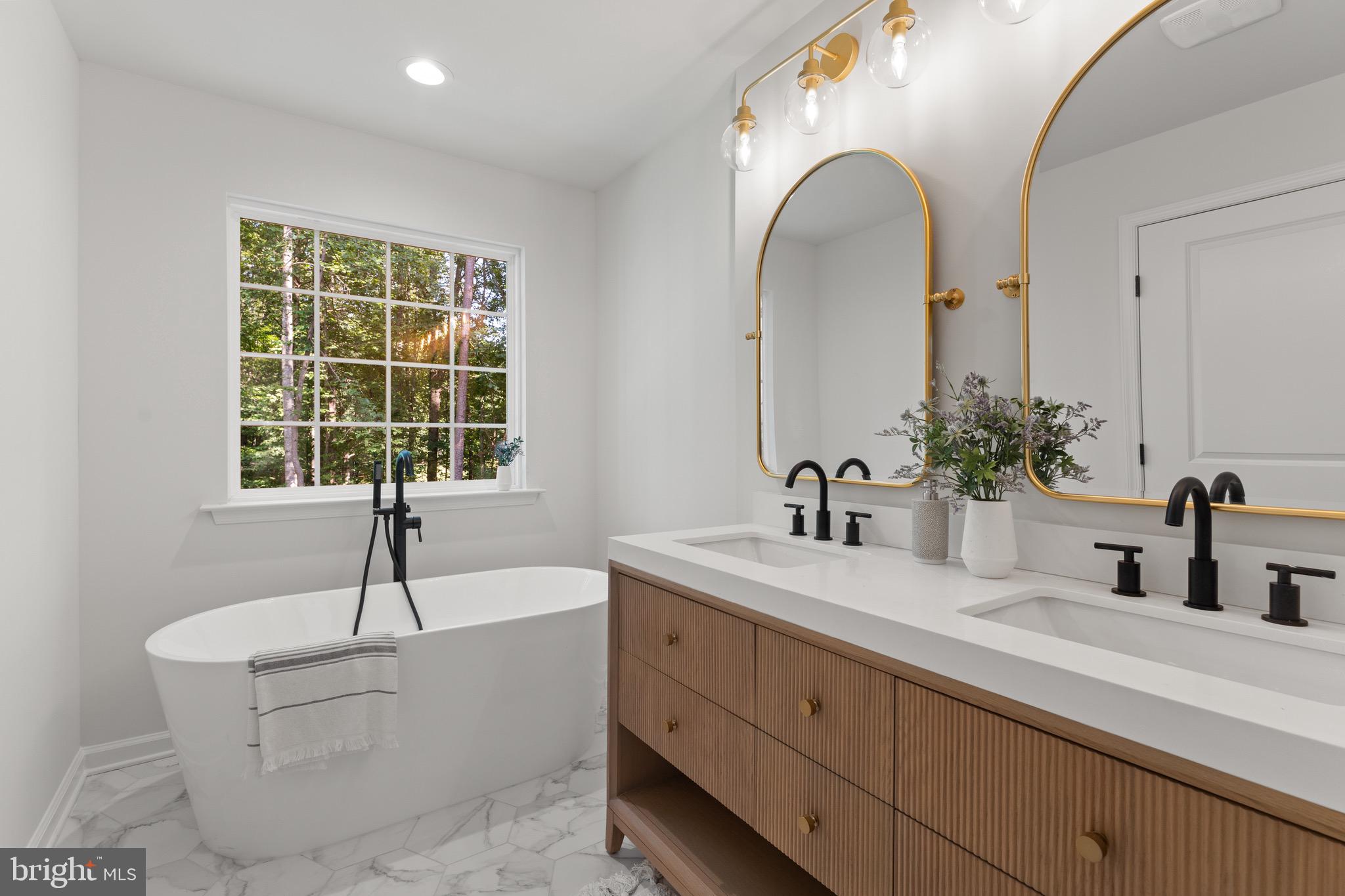 13235 SCOTTS MILL DR