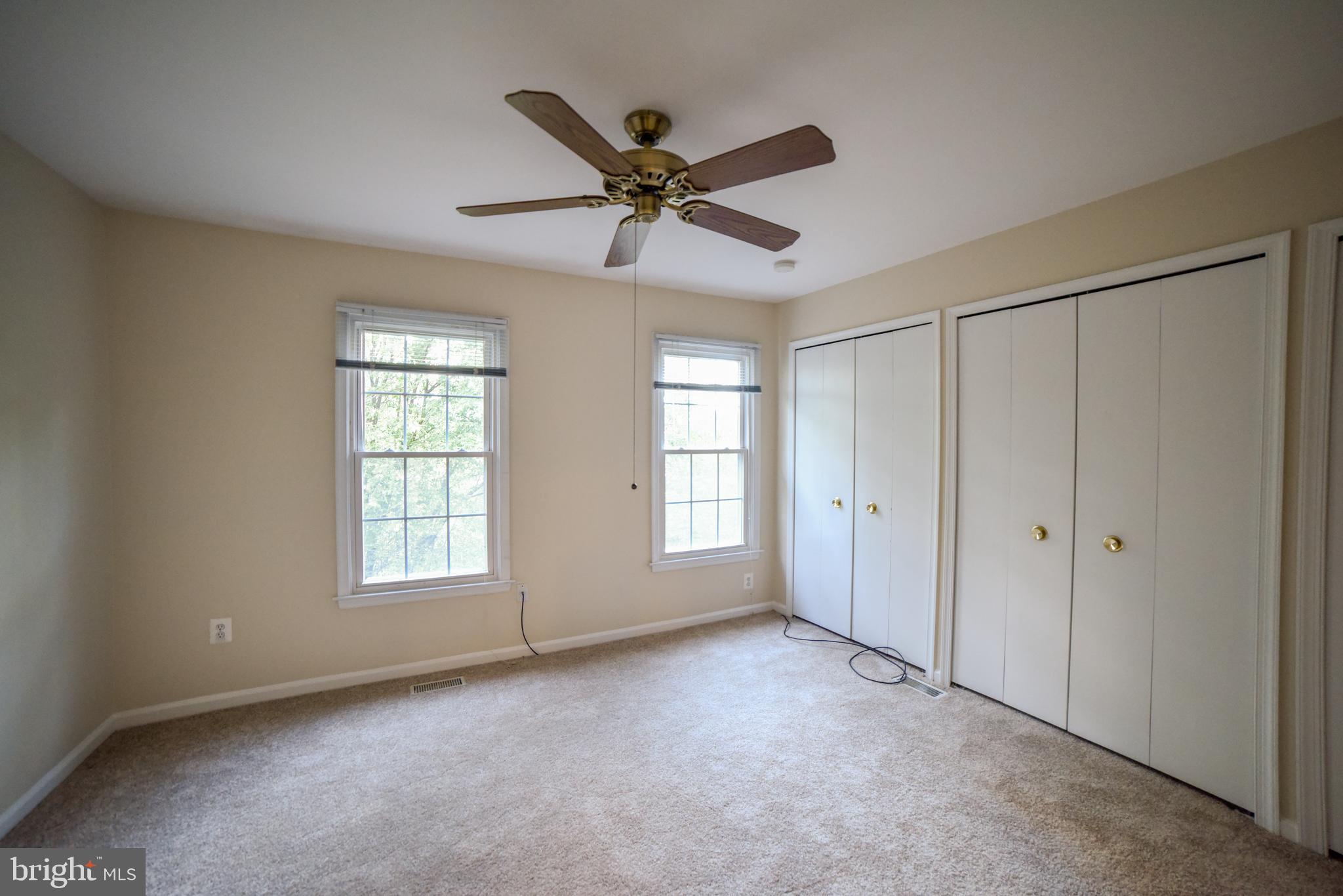 LAUREL LAKES - Residential Lease