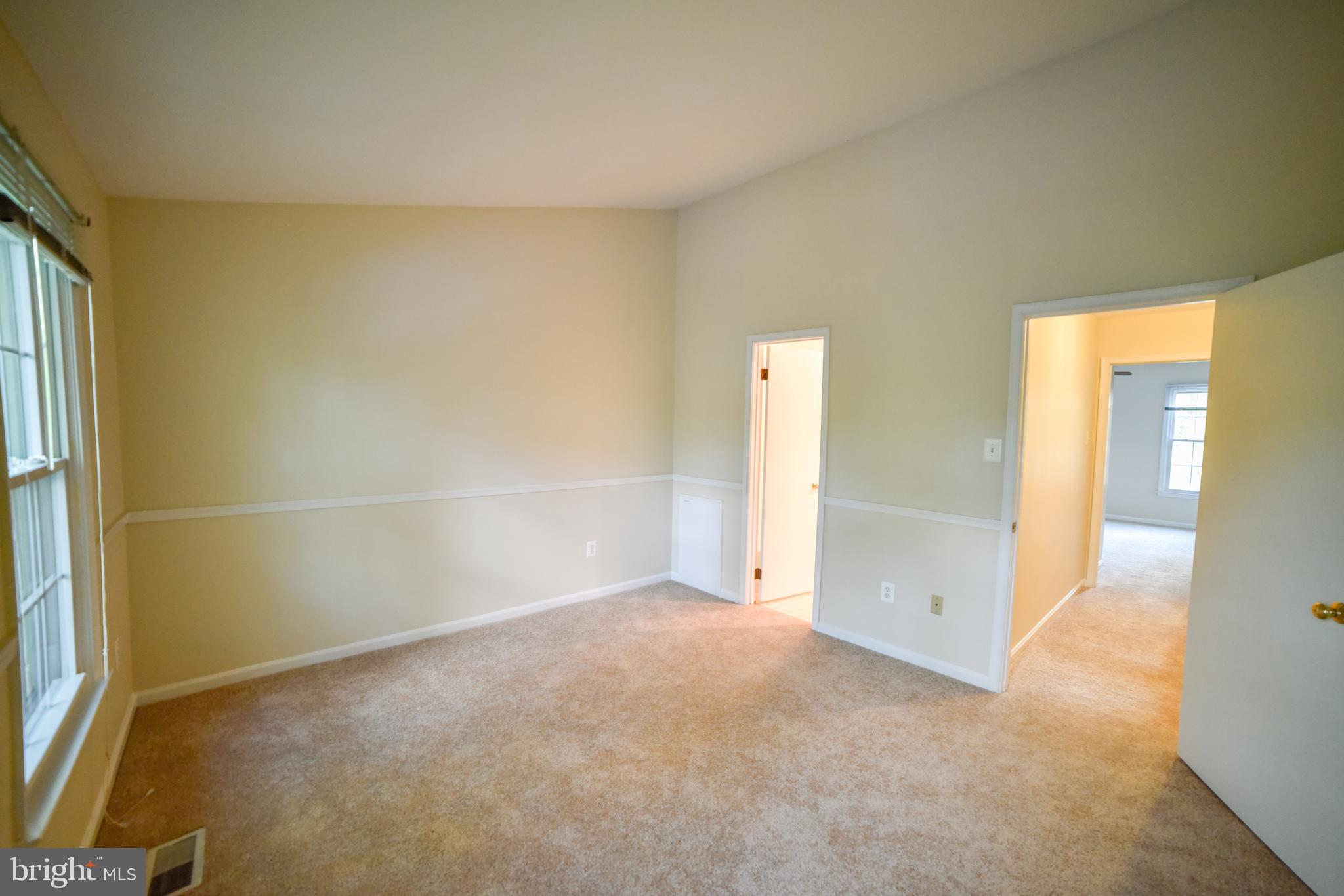 LAUREL LAKES - Residential Lease