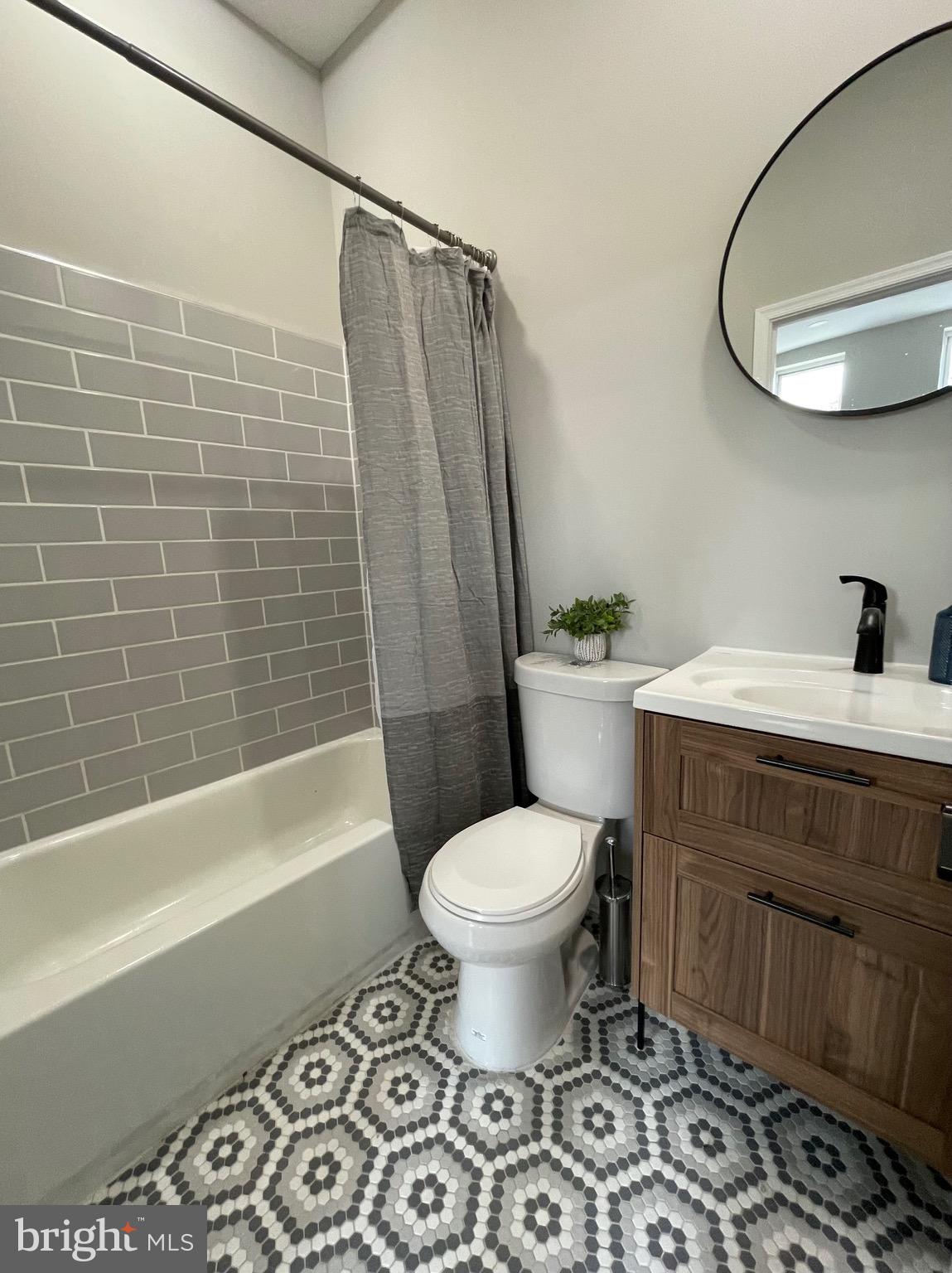 GREENMOUNT WEST - Residential