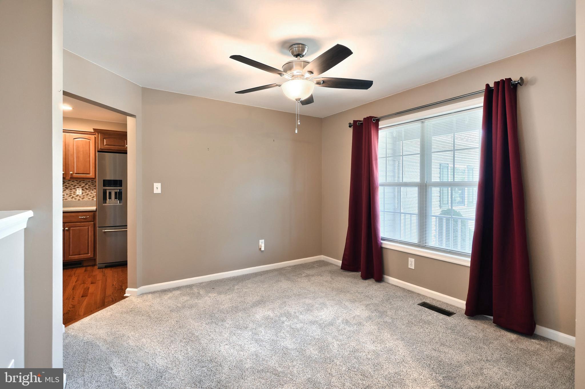 WELLINGTON GREENS - Residential