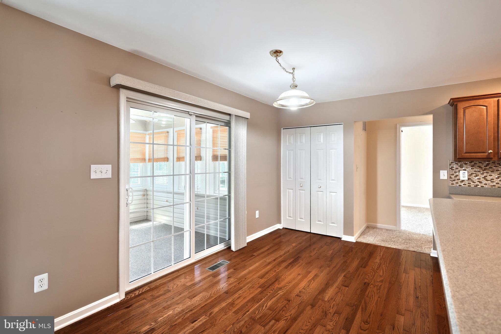 WELLINGTON GREENS - Residential