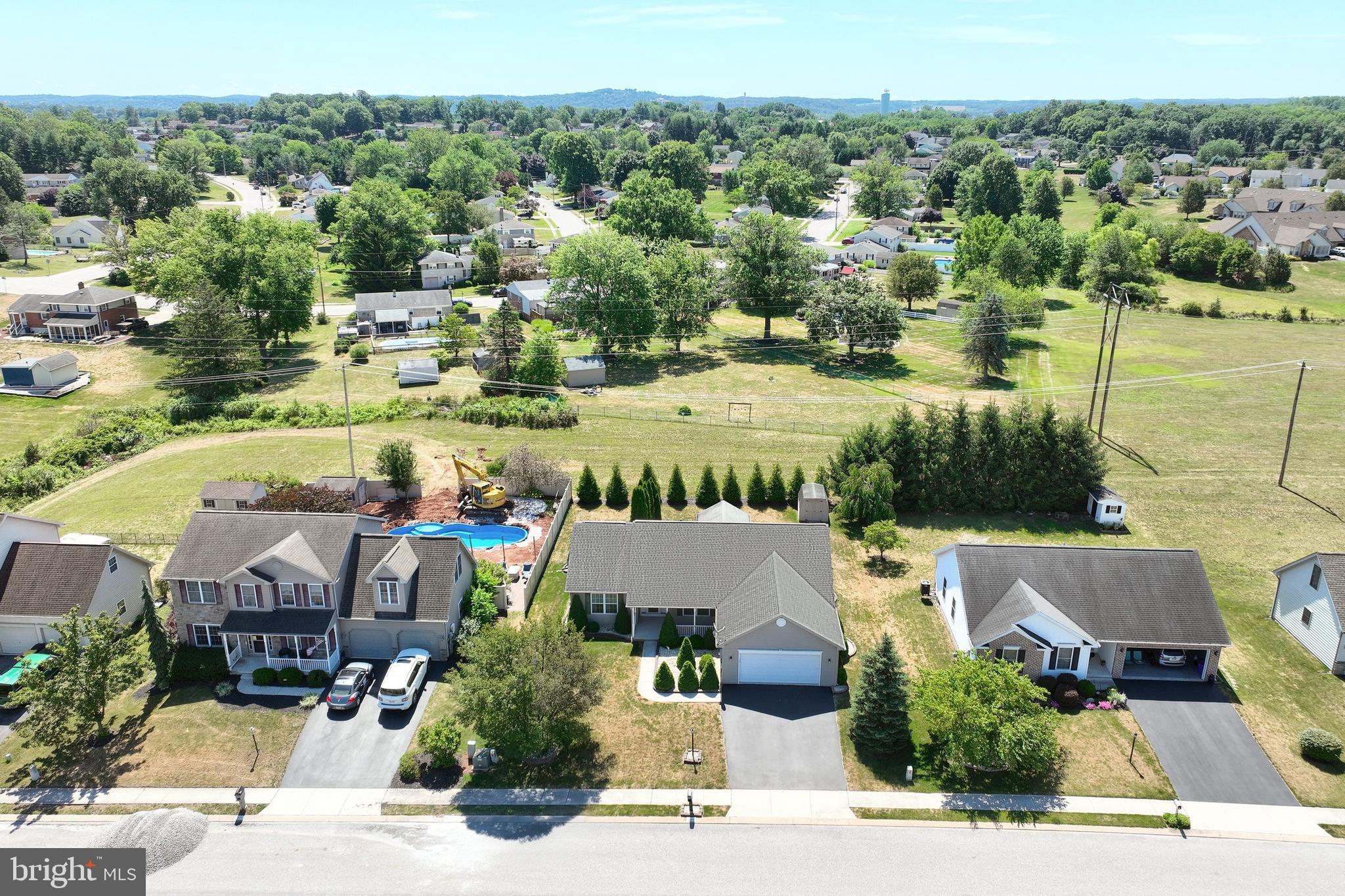 WELLINGTON GREENS - Residential