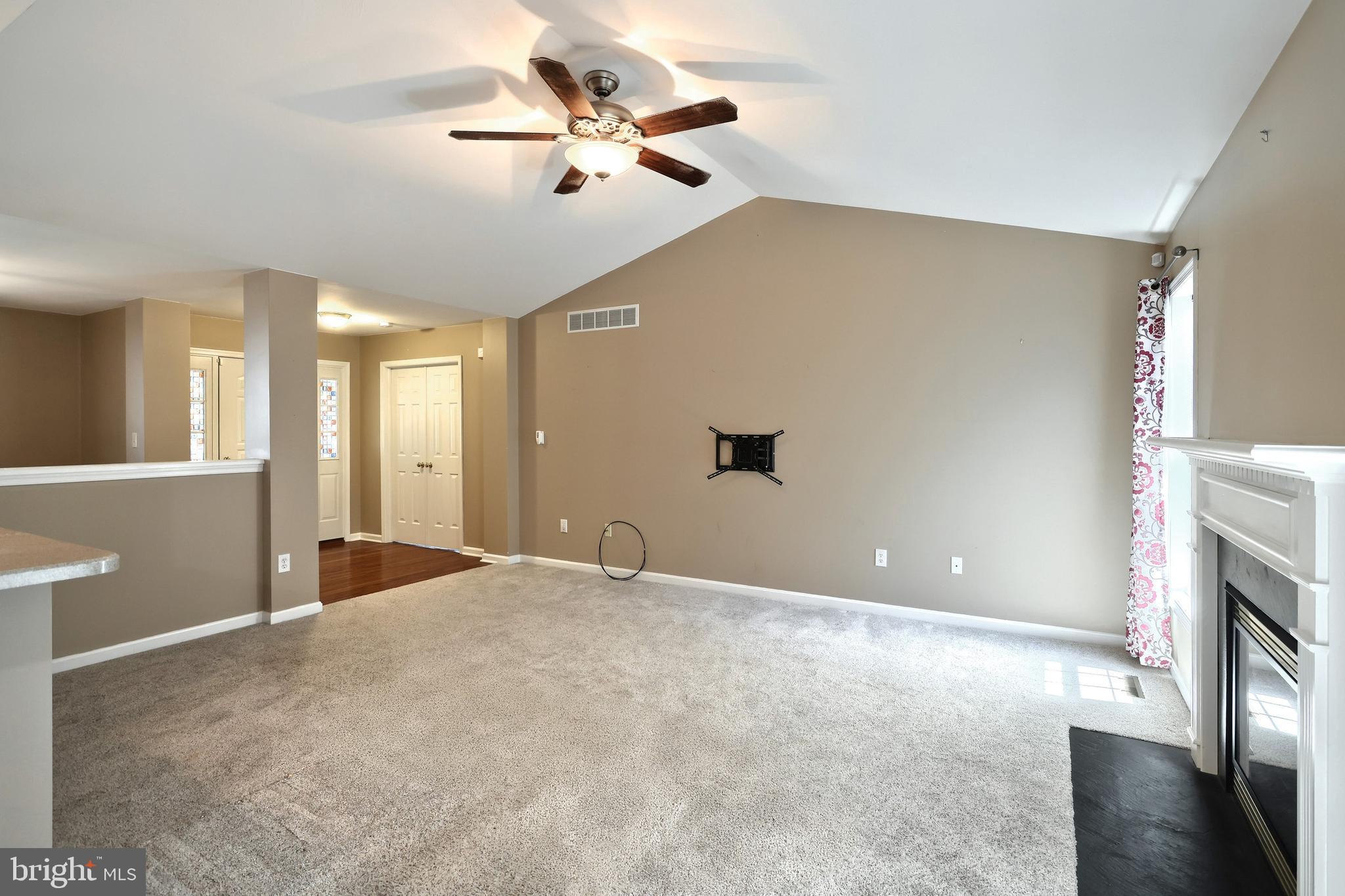 WELLINGTON GREENS - Residential