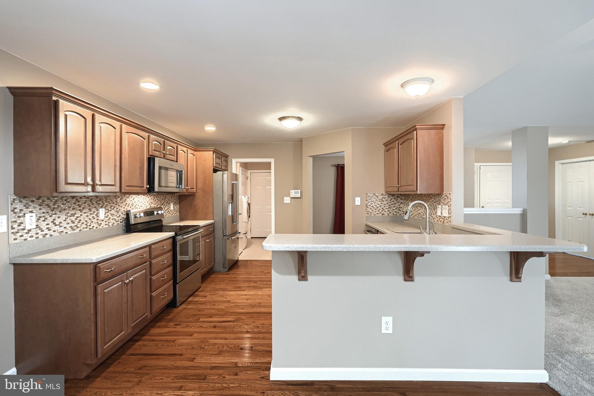 WELLINGTON GREENS - Residential