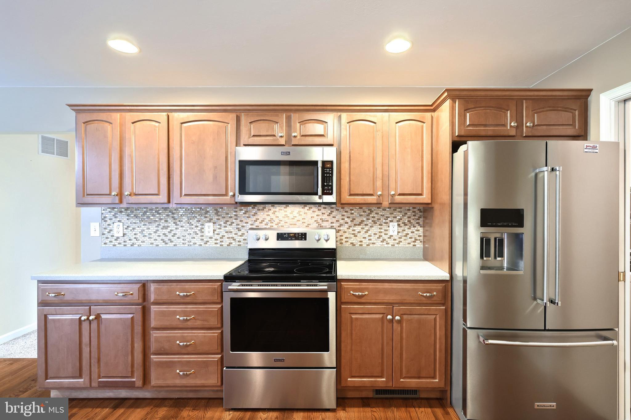 WELLINGTON GREENS - Residential