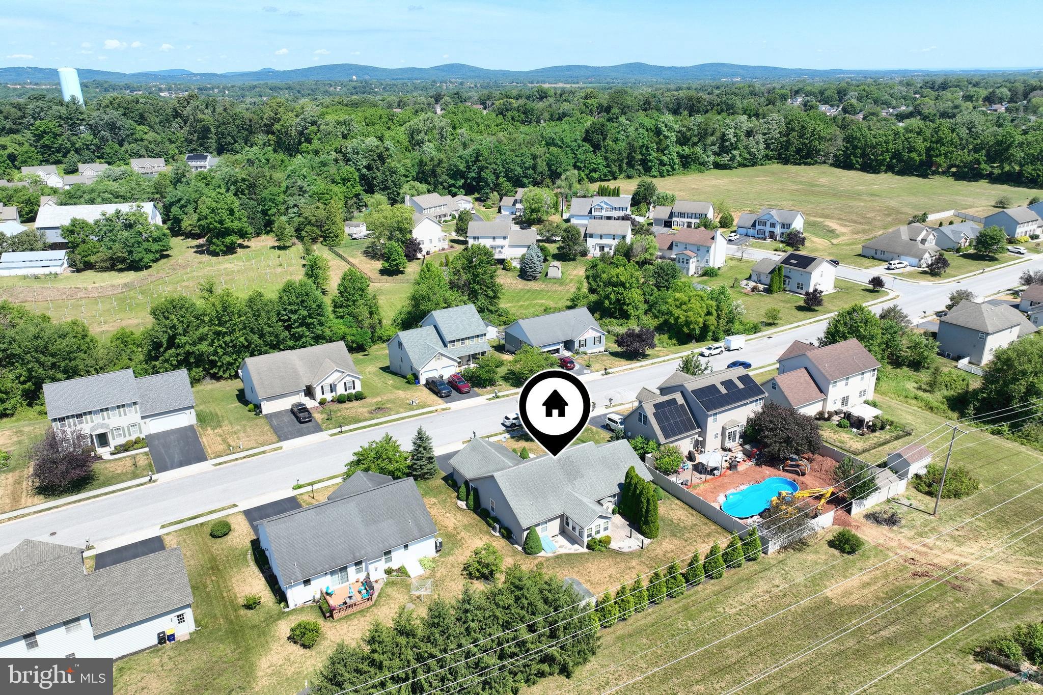 WELLINGTON GREENS - Residential