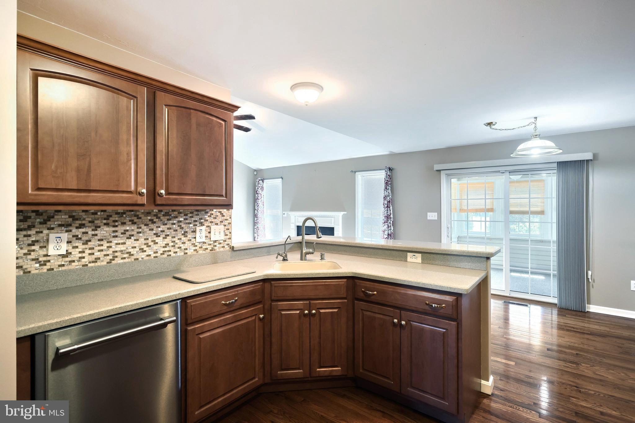 WELLINGTON GREENS - Residential