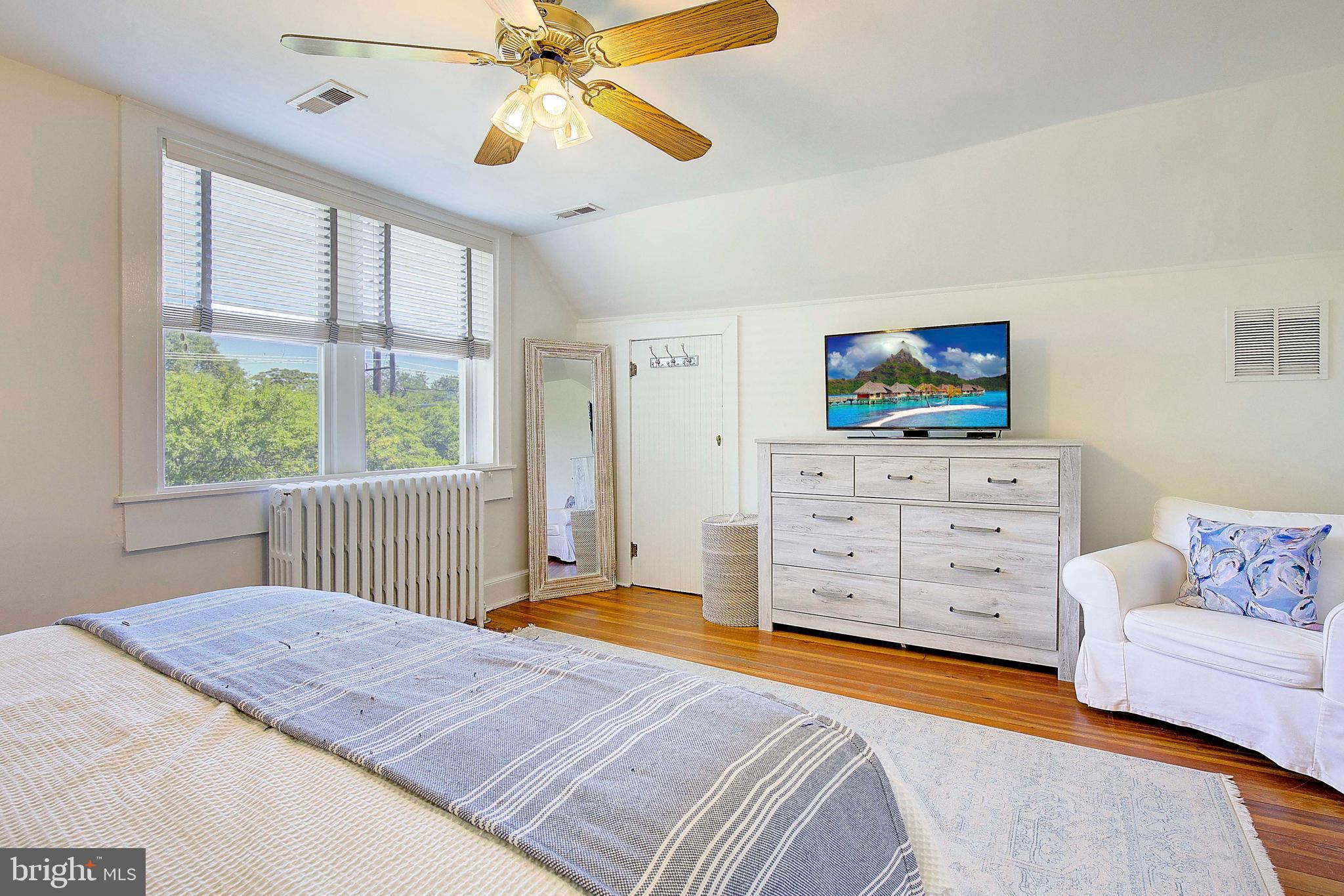 HOMEWOOD - Residential