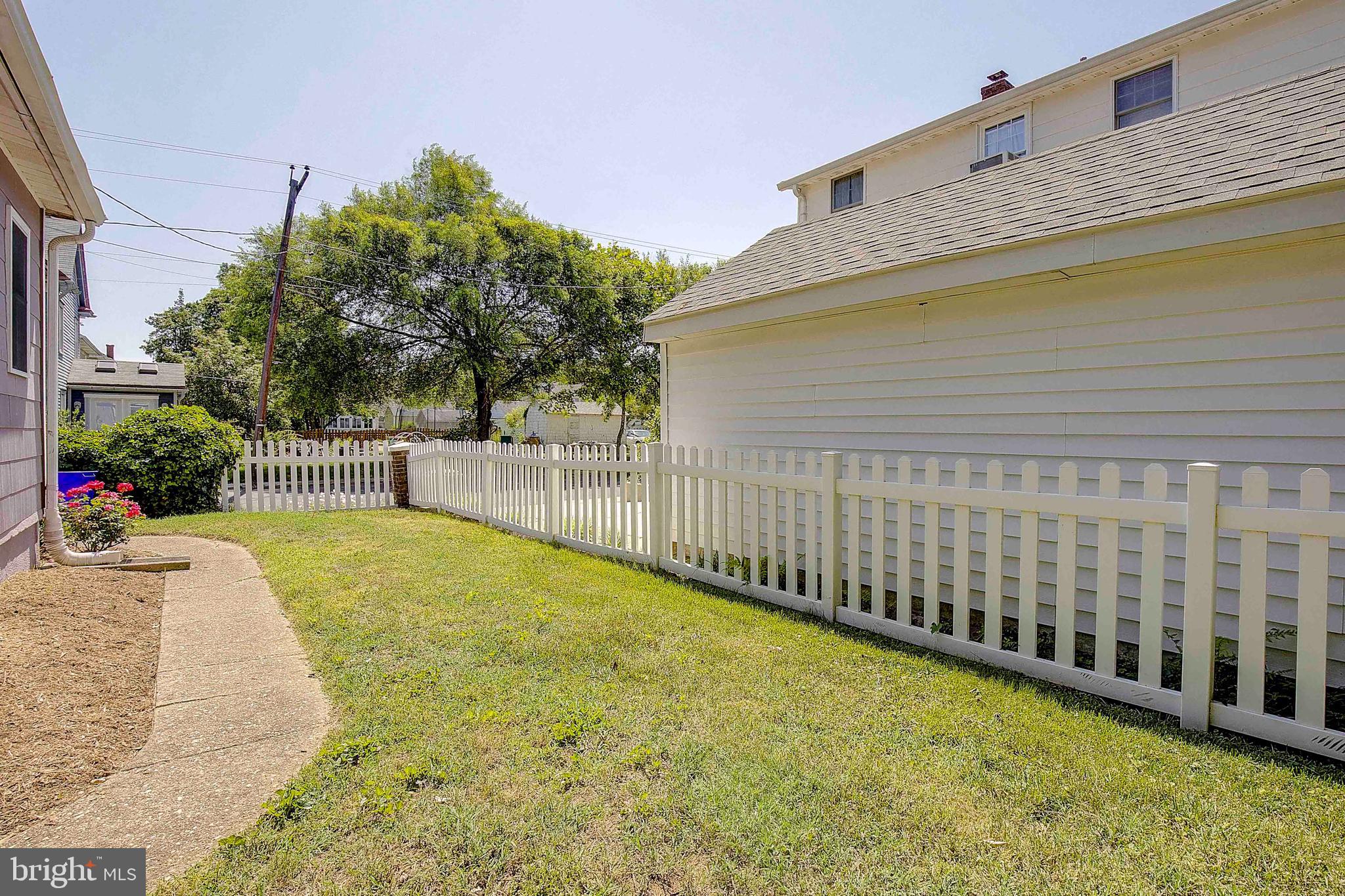 HOMEWOOD - Residential