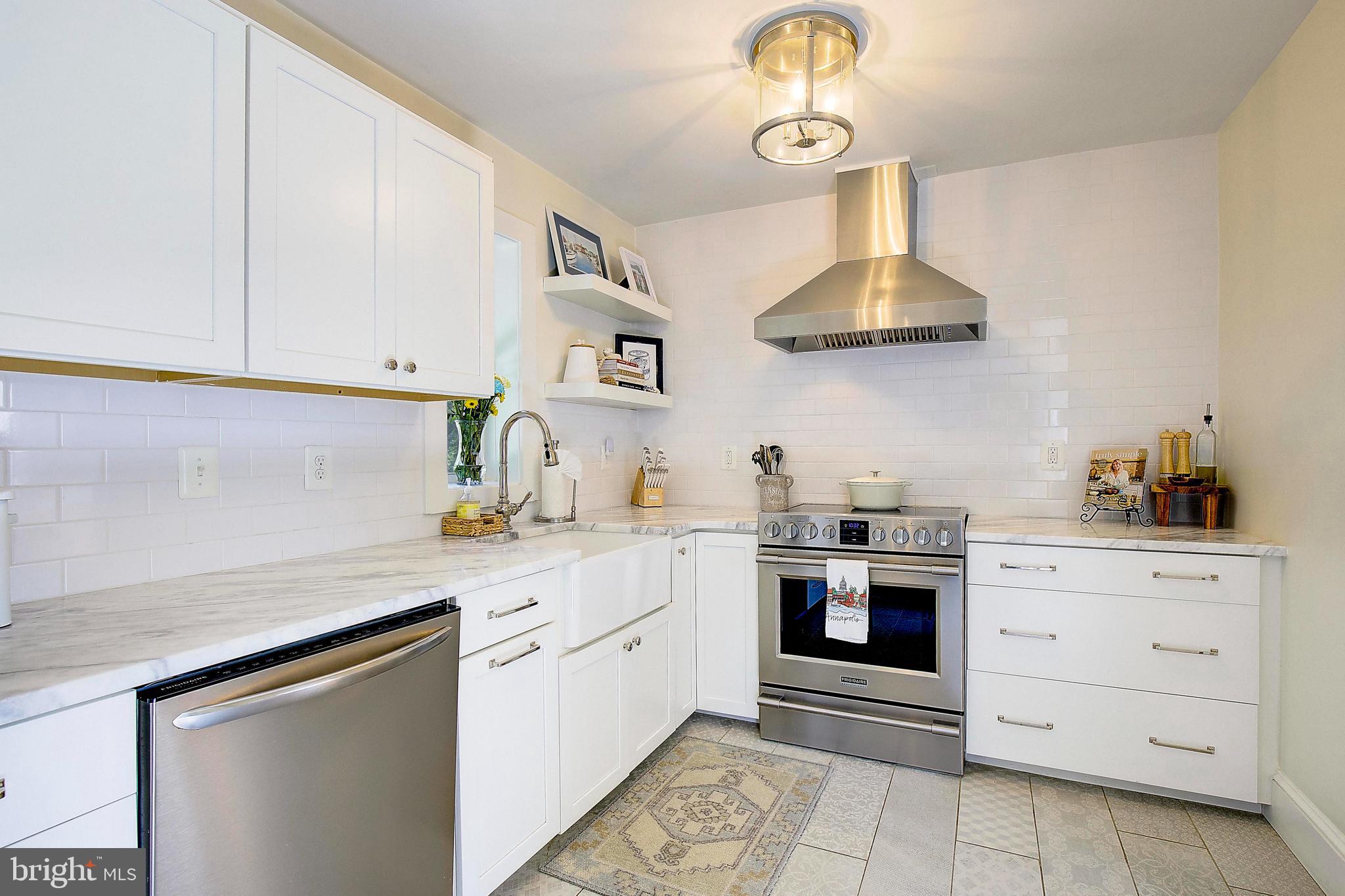 HOMEWOOD - Residential