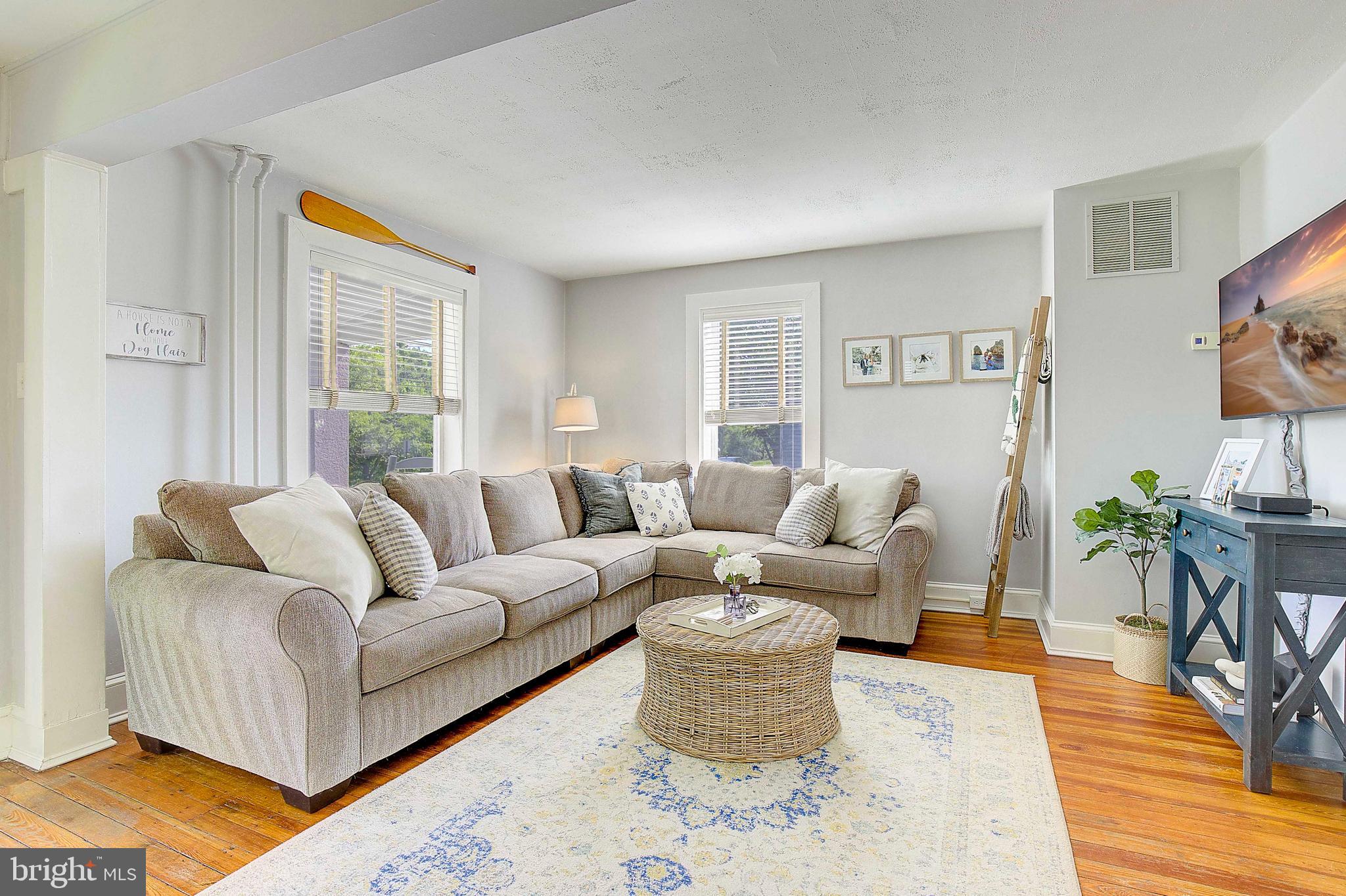 HOMEWOOD - Residential