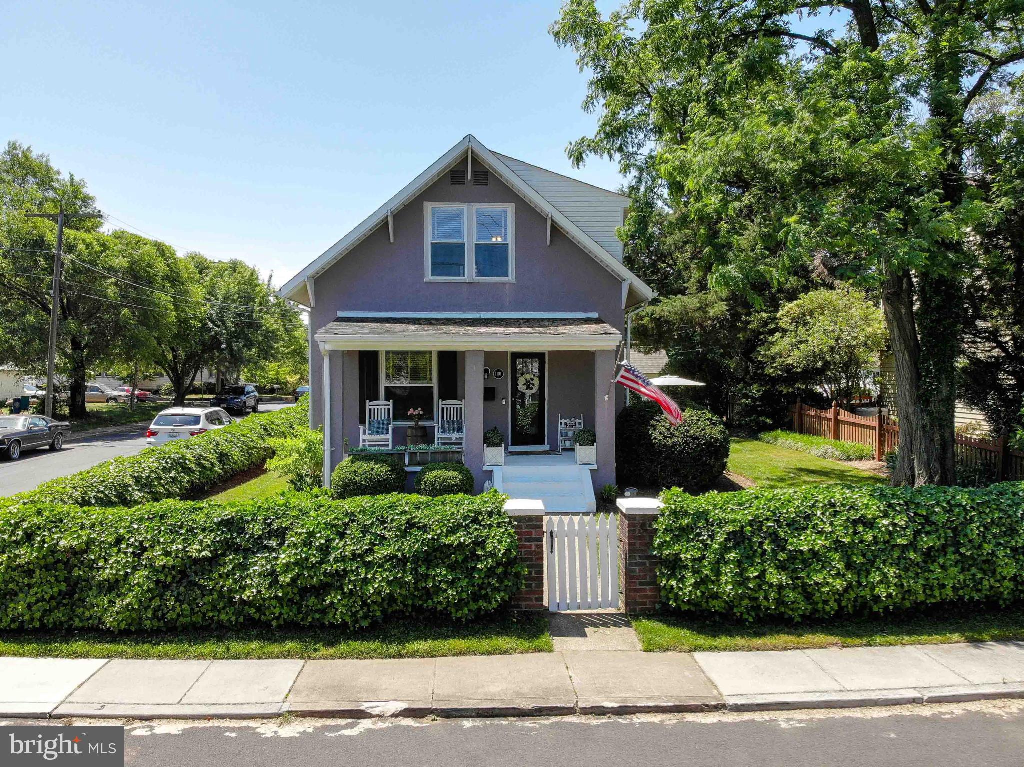 HOMEWOOD - Residential