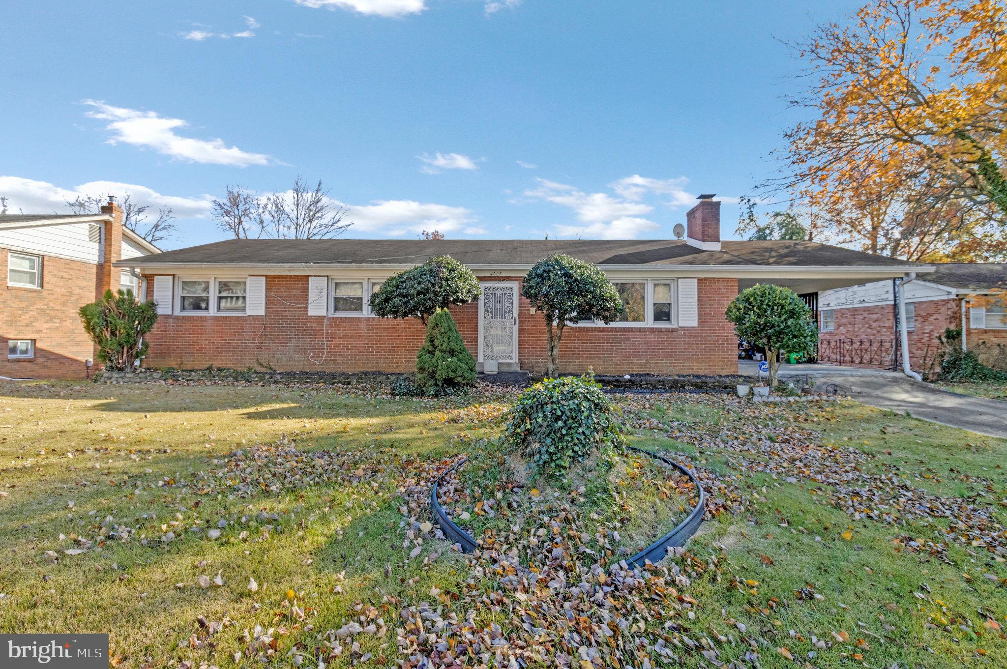 WOODBERRY FOREST - Residential