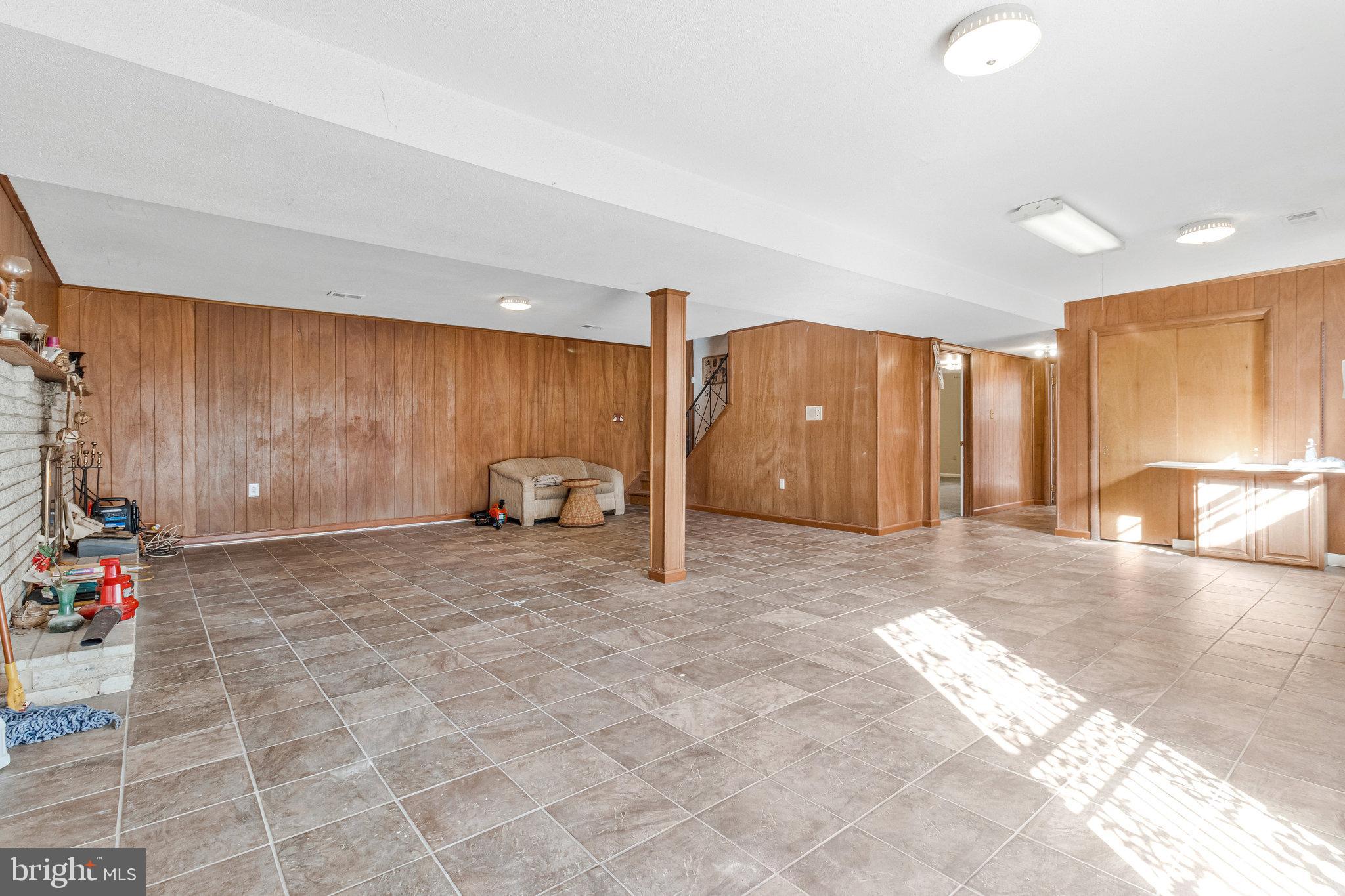 WOODBERRY FOREST - Residential