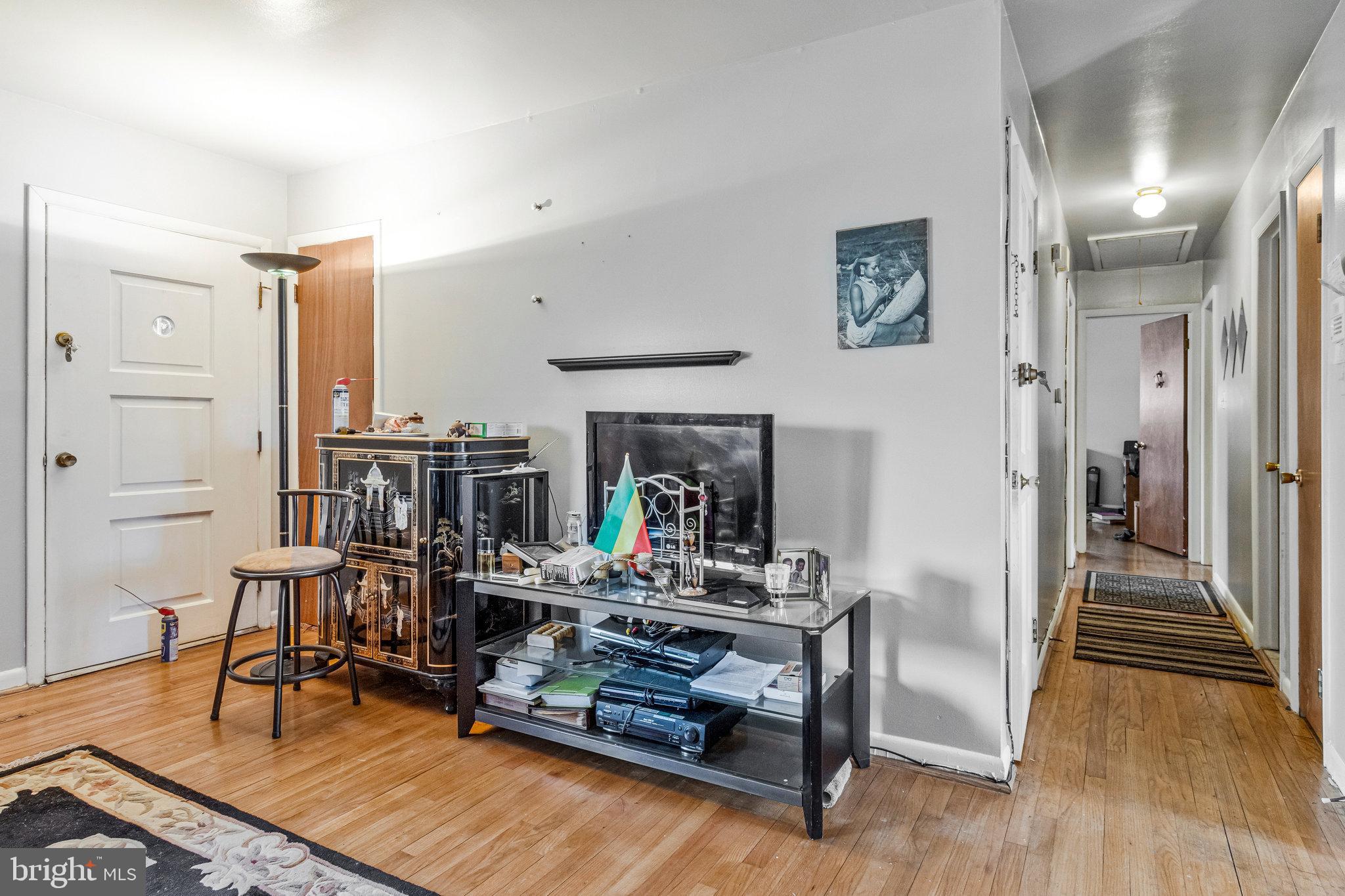 WOODBERRY FOREST - Residential