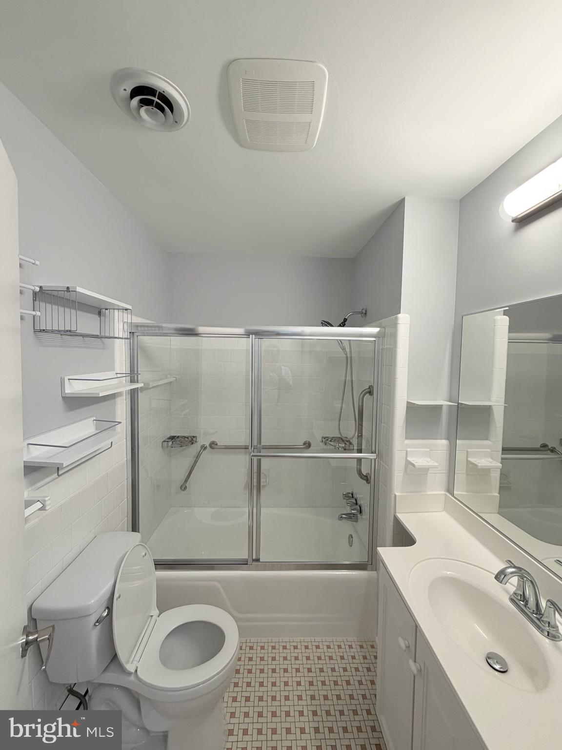 WALNUT HILL - Residential Lease