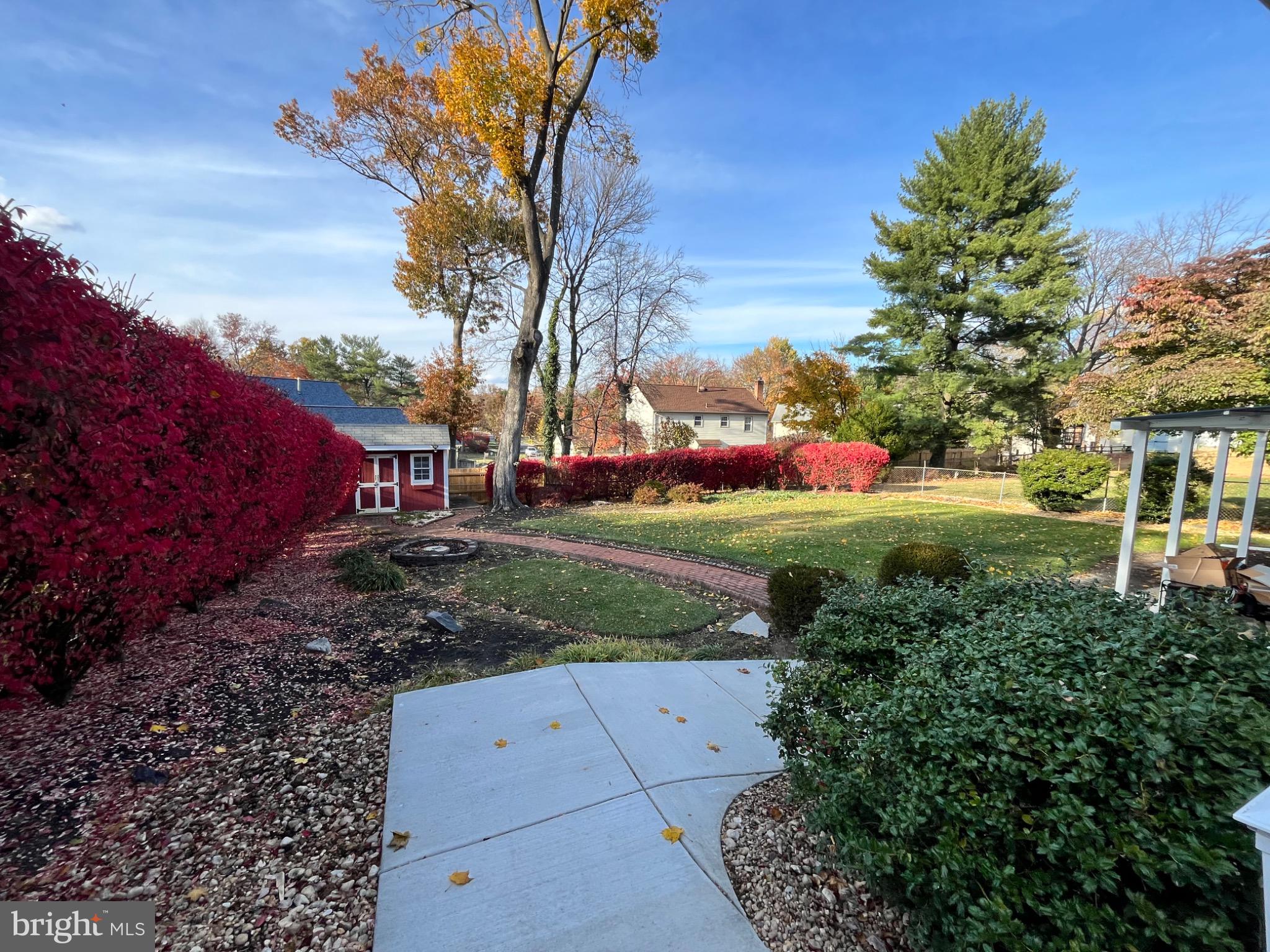 WALNUT HILL - Residential Lease