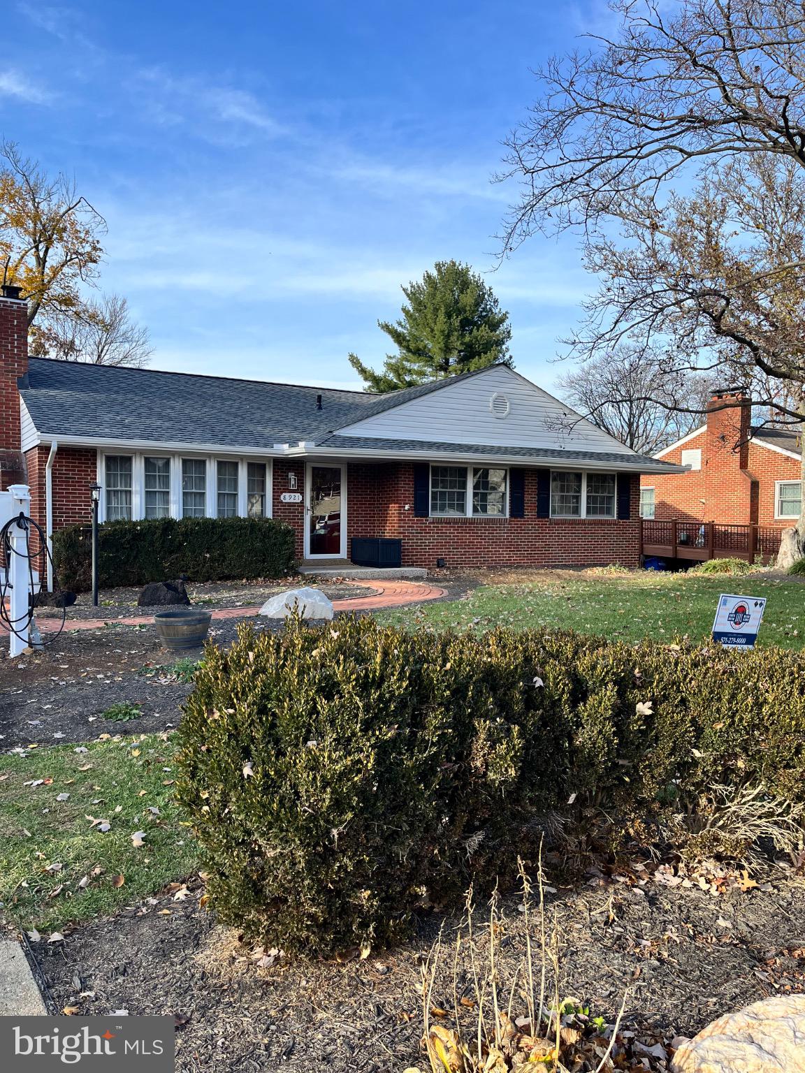 WALNUT HILL - Residential Lease