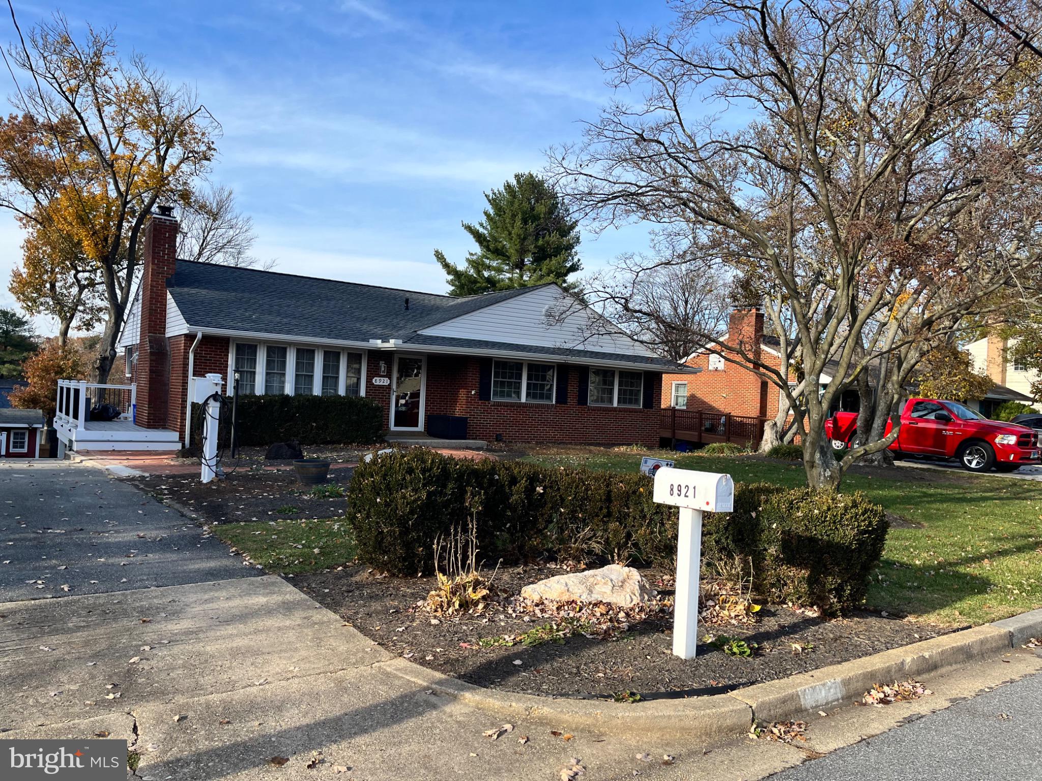 WALNUT HILL - Residential Lease