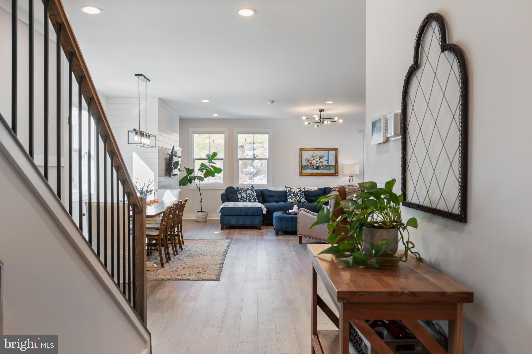 DOUGLAS PARK - Residential