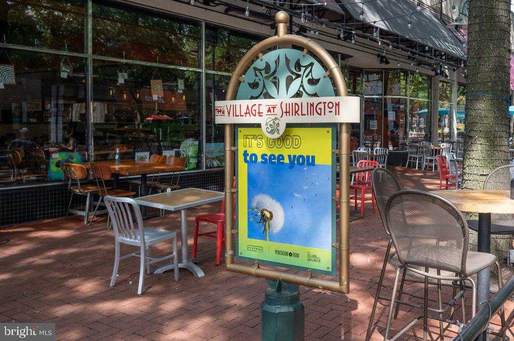 DOUGLAS PARK - Residential