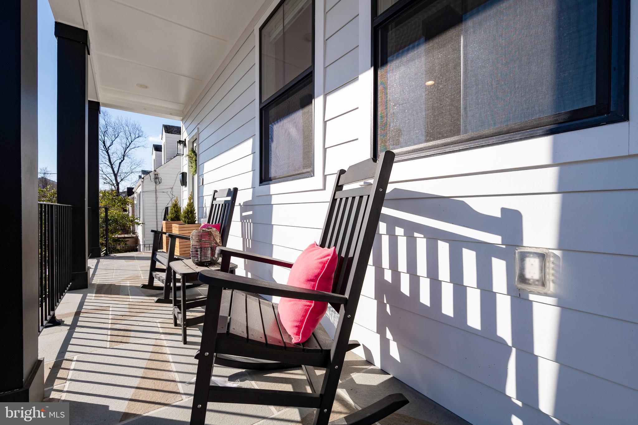 DOUGLAS PARK - Residential